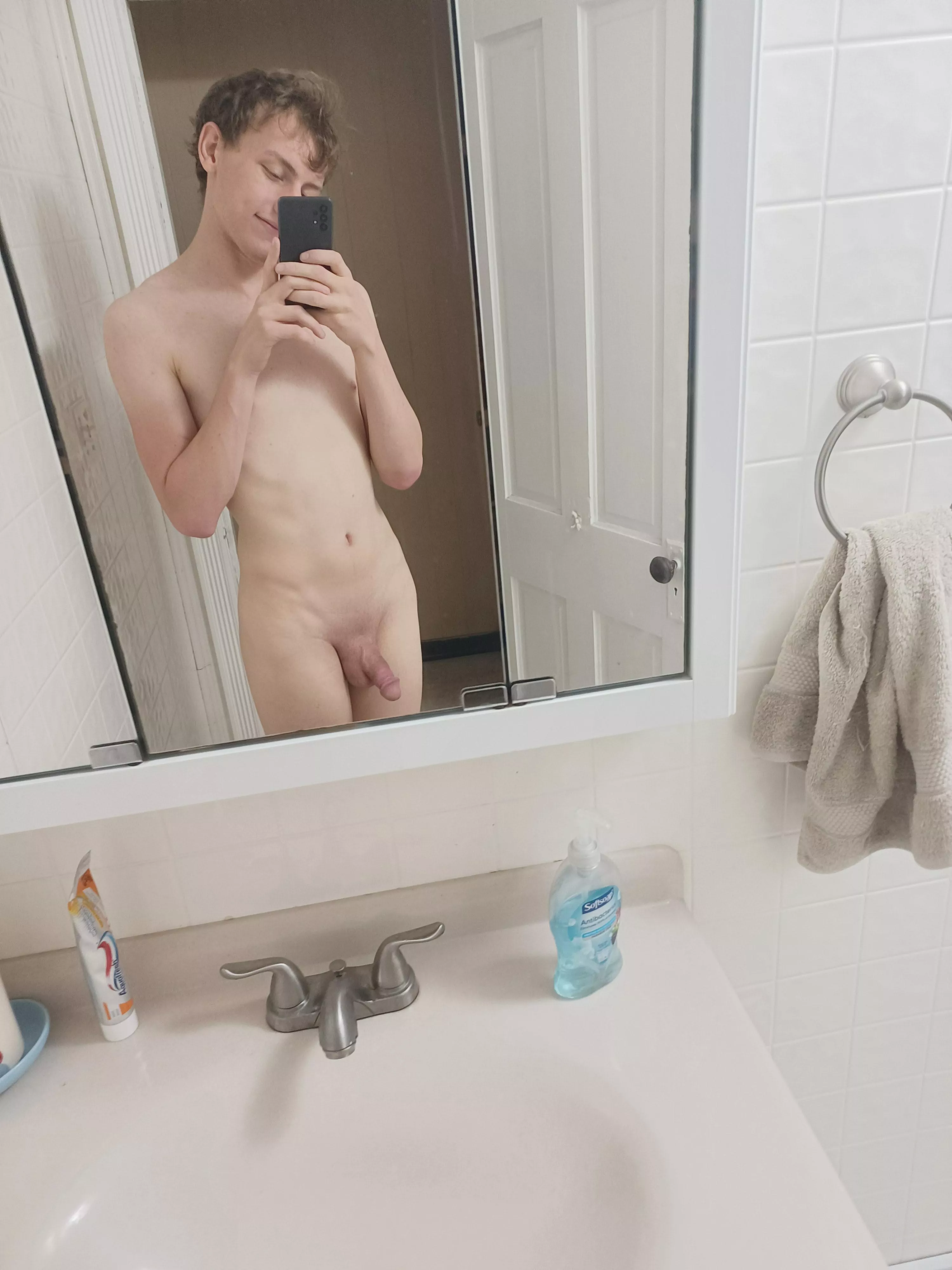 Pre-shower nude posted by Daddytoldme2