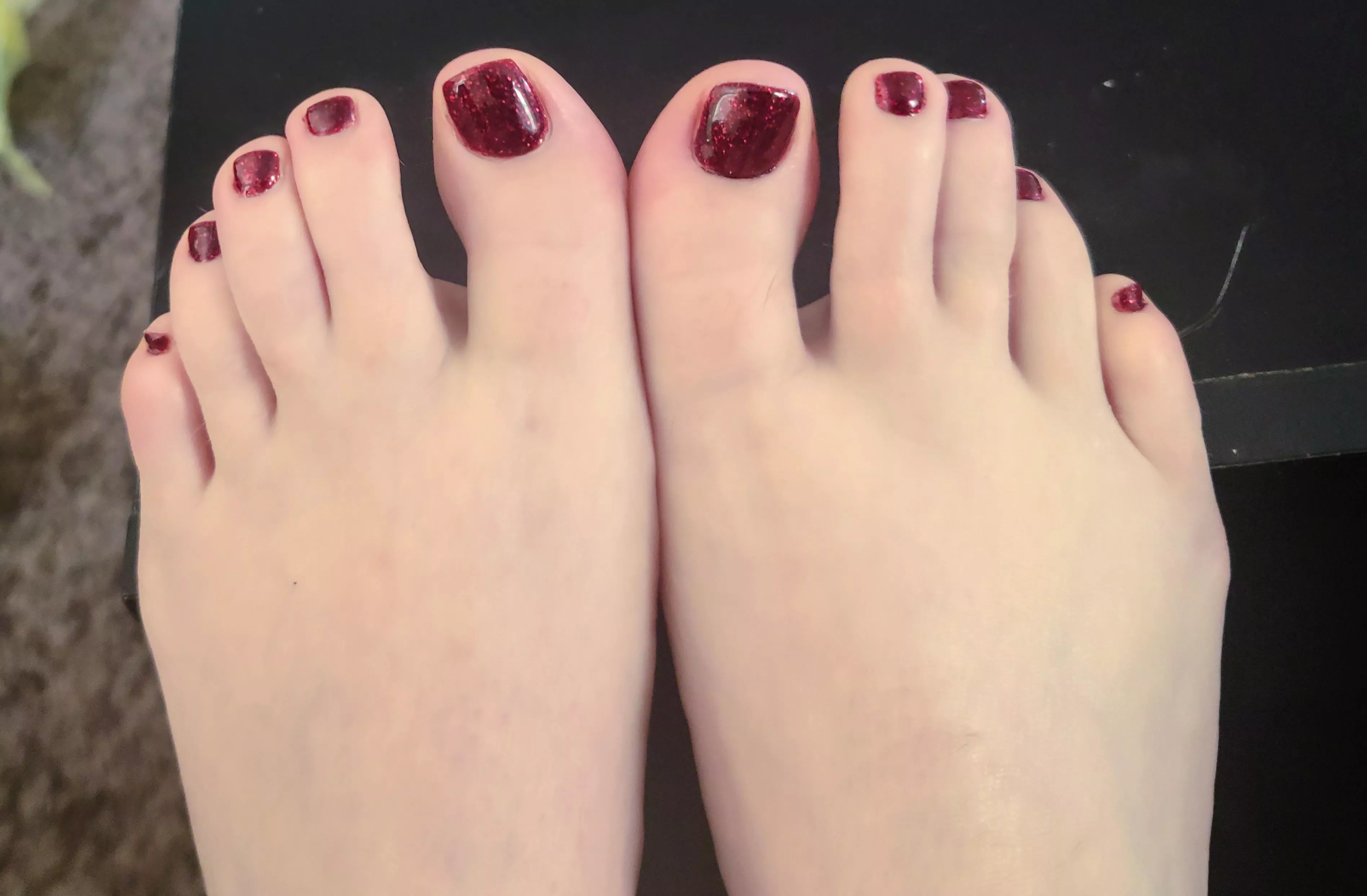 Pretty little piggies, just got them done today posted by RopeBunnyRebbie