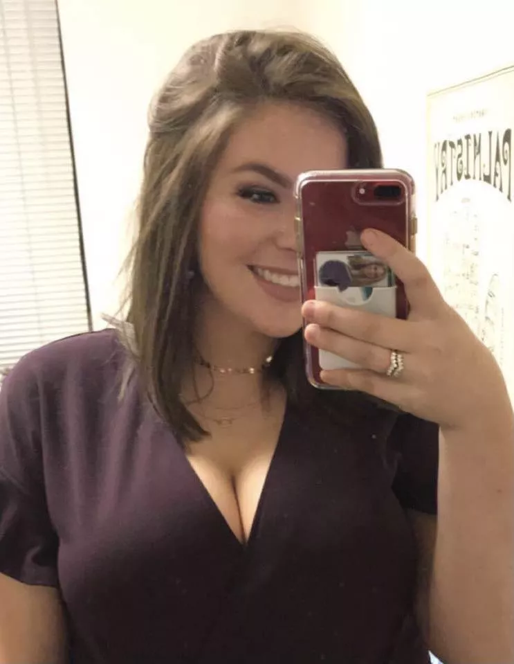 Pretty smile, great tits posted by jd62529