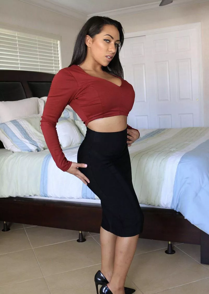 Priya Price posted by Comprehensive_Golf45