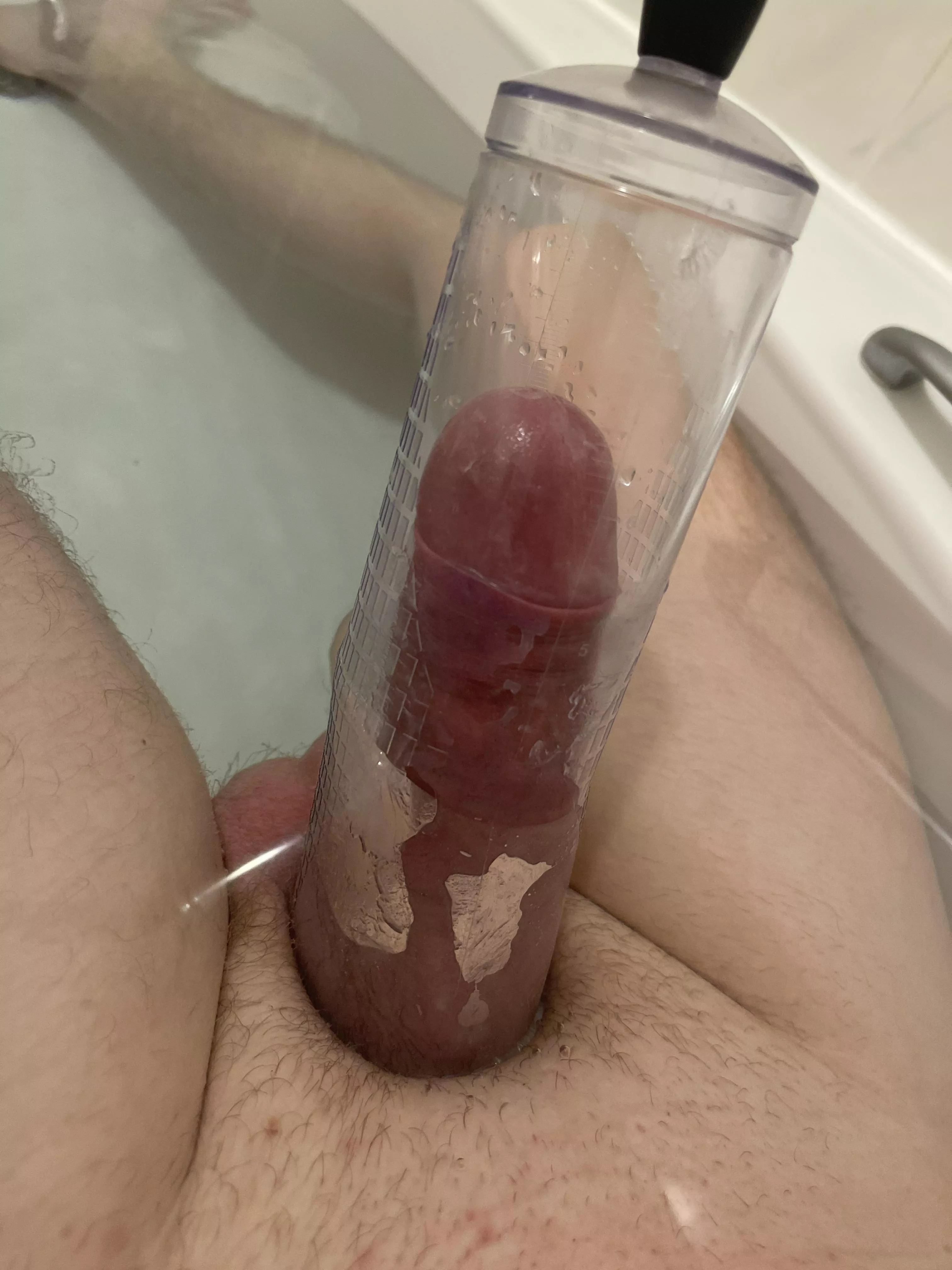 Pumping while in bath looking at other pumpers makes me want to cum so much posted by BookkeeperWhich9518