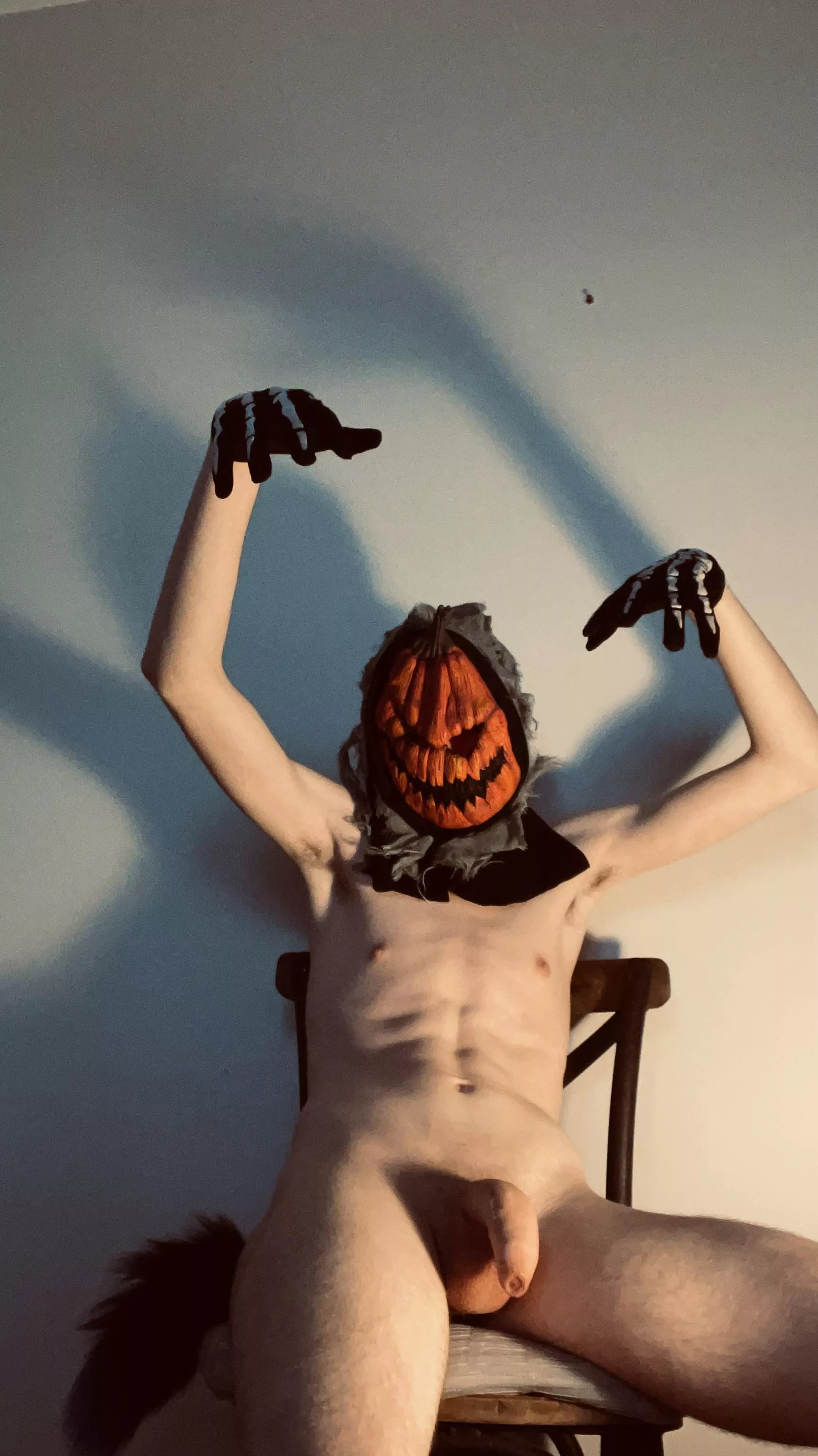 Pumpkins don’t usually have tails. But they do this halloween! posted by justaguysnudes