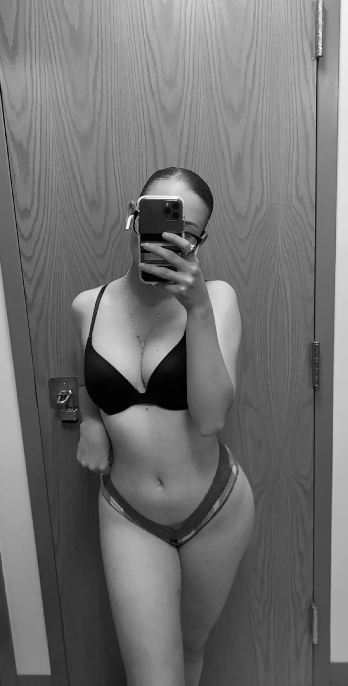 Quarantine had me looking a lot thicker [F] [OC] posted by Spookygurljo