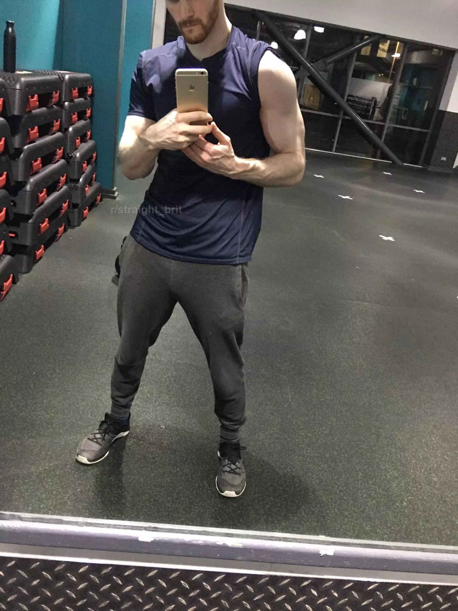 quick gym pic posted by Sraight_Brit