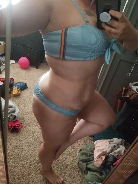 Quick Thicc pic before laying out today...I need a face between these thighs posted by Stclairetrinity