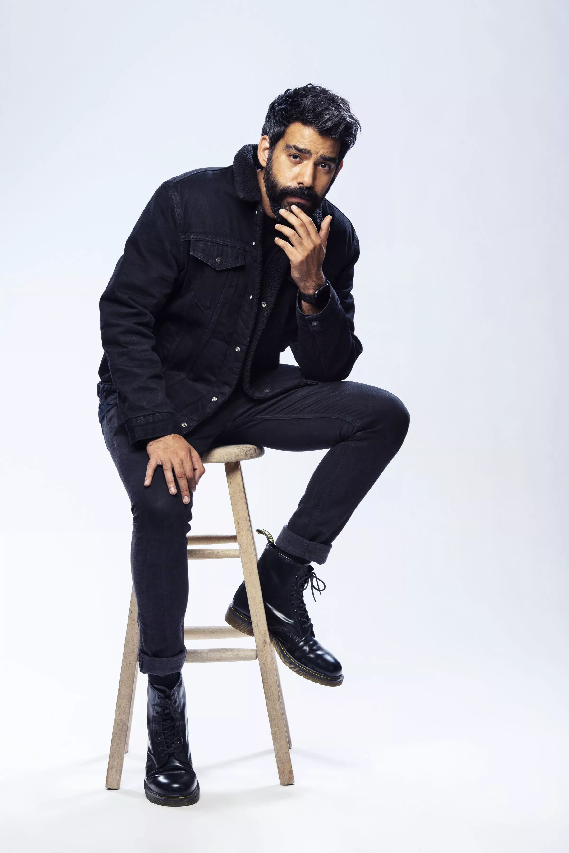 Rahul Kohli posted by Altapax