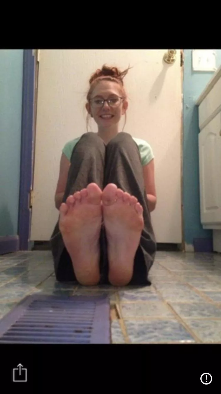 Rate my feet 1-10! posted by ApprehensiveDare690