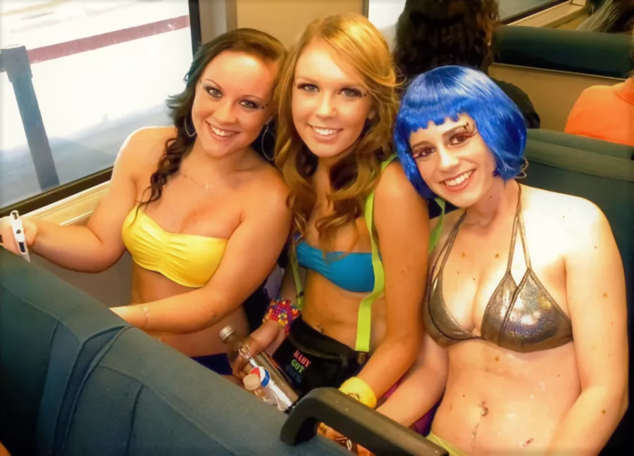 Ravers on a Train posted by nnew47