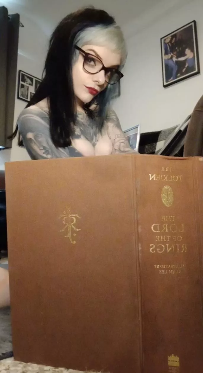 Read to me while I suck your dick posted by PixxiGrrl_