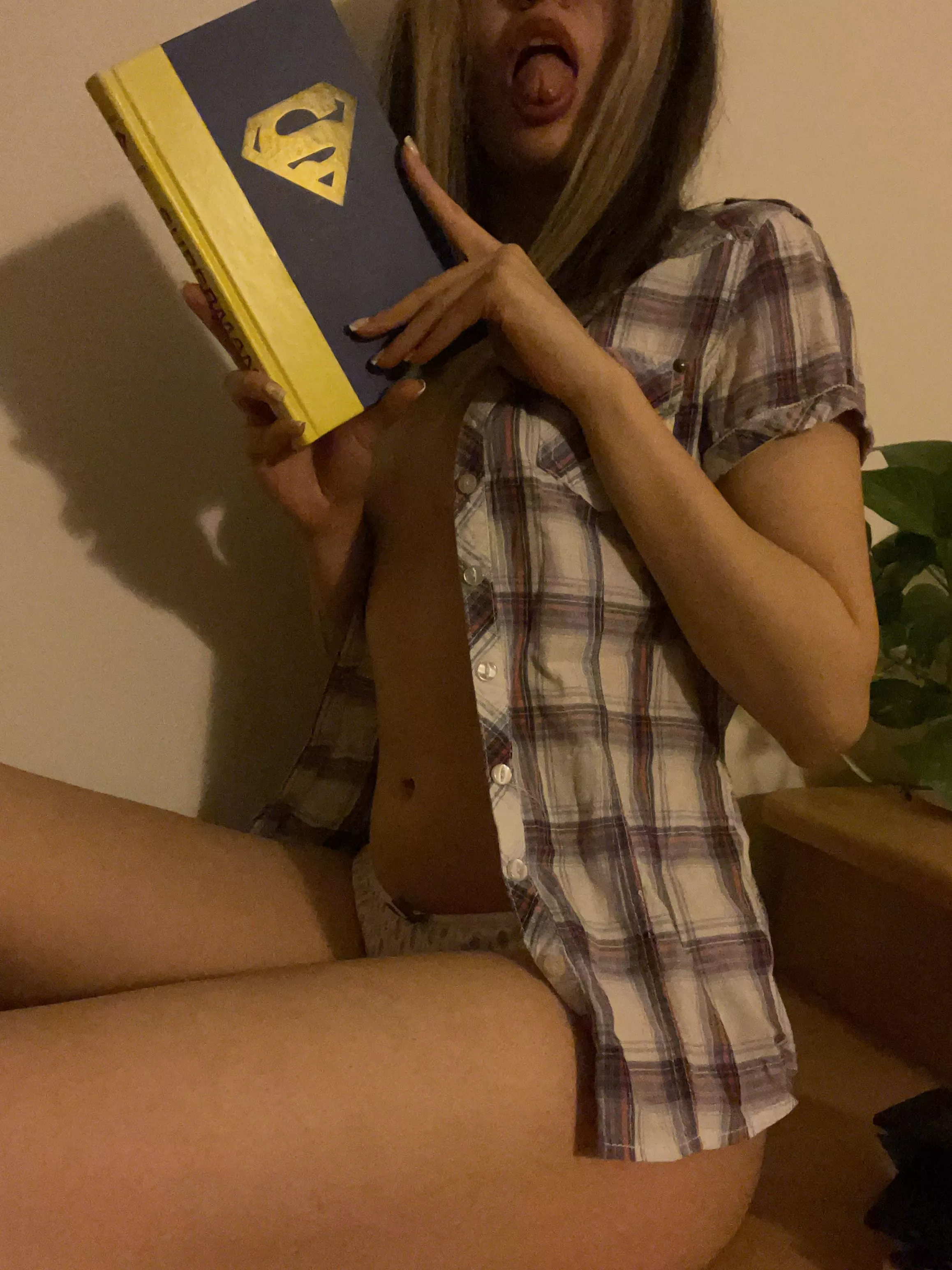 Reading superman makes me horny a[F] today posted by LittleLeyla