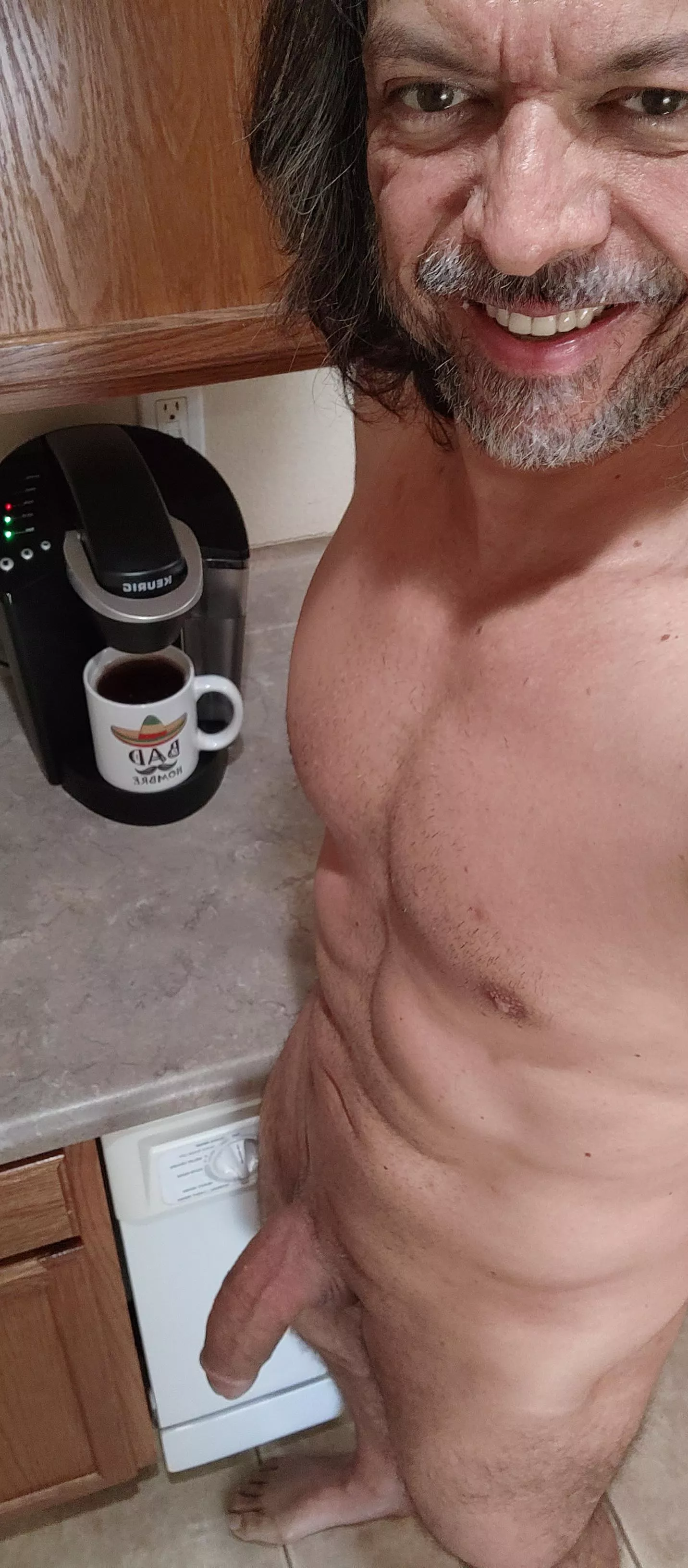 Ready to get Sunday morning started right. posted by SINGLEGUY4FUN