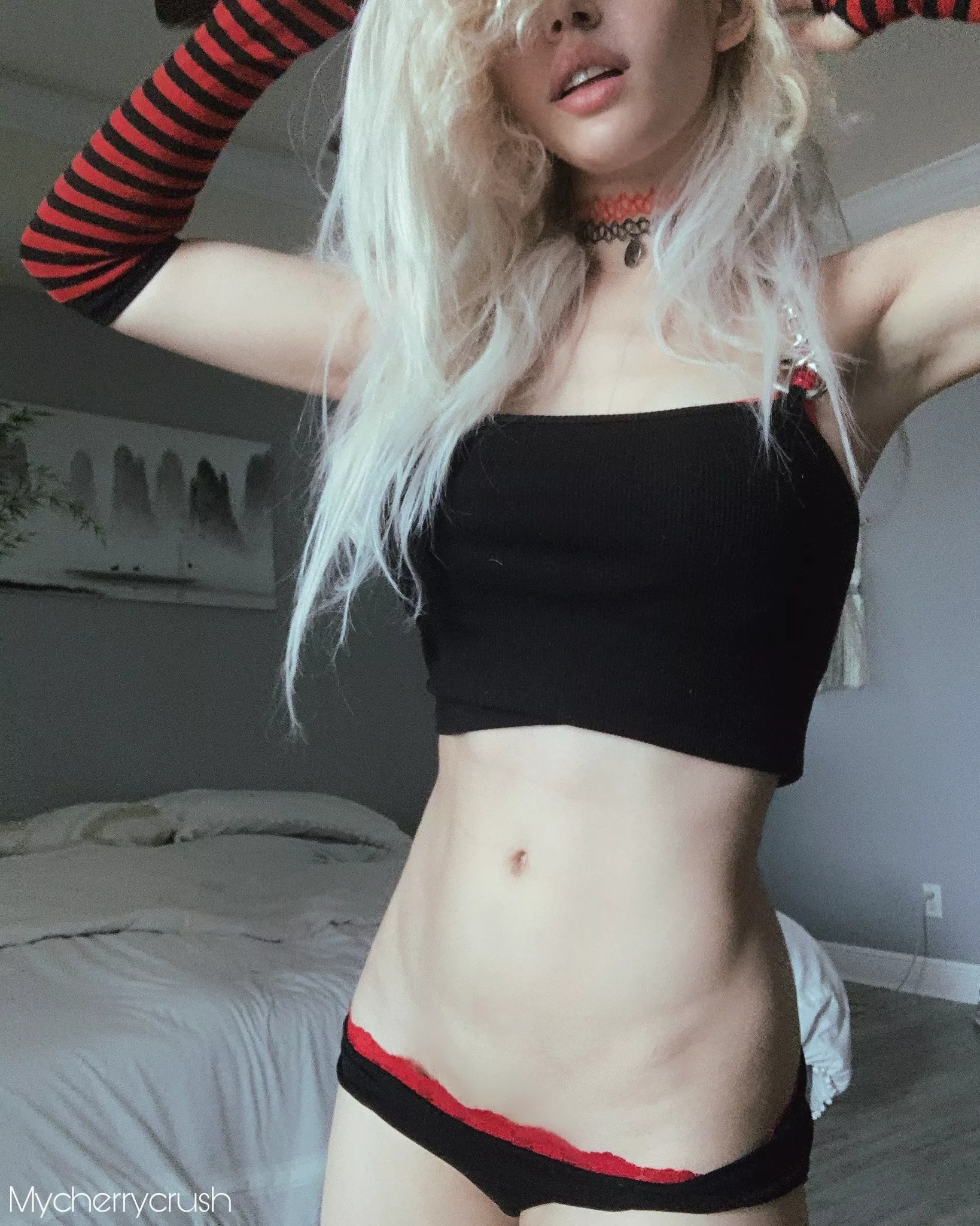 Red and Black 😘😘 onlyfans sale in comments <3 posted by mycherrycrush