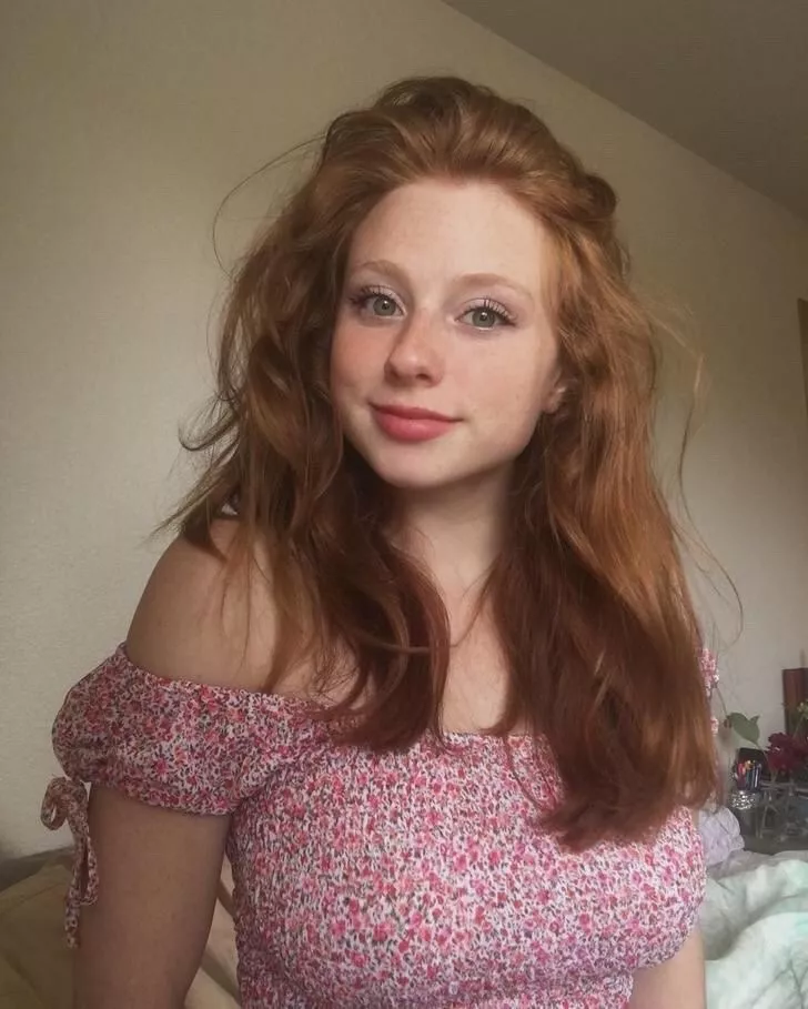 Red head with bed head! posted by FizzyOrangeJuice