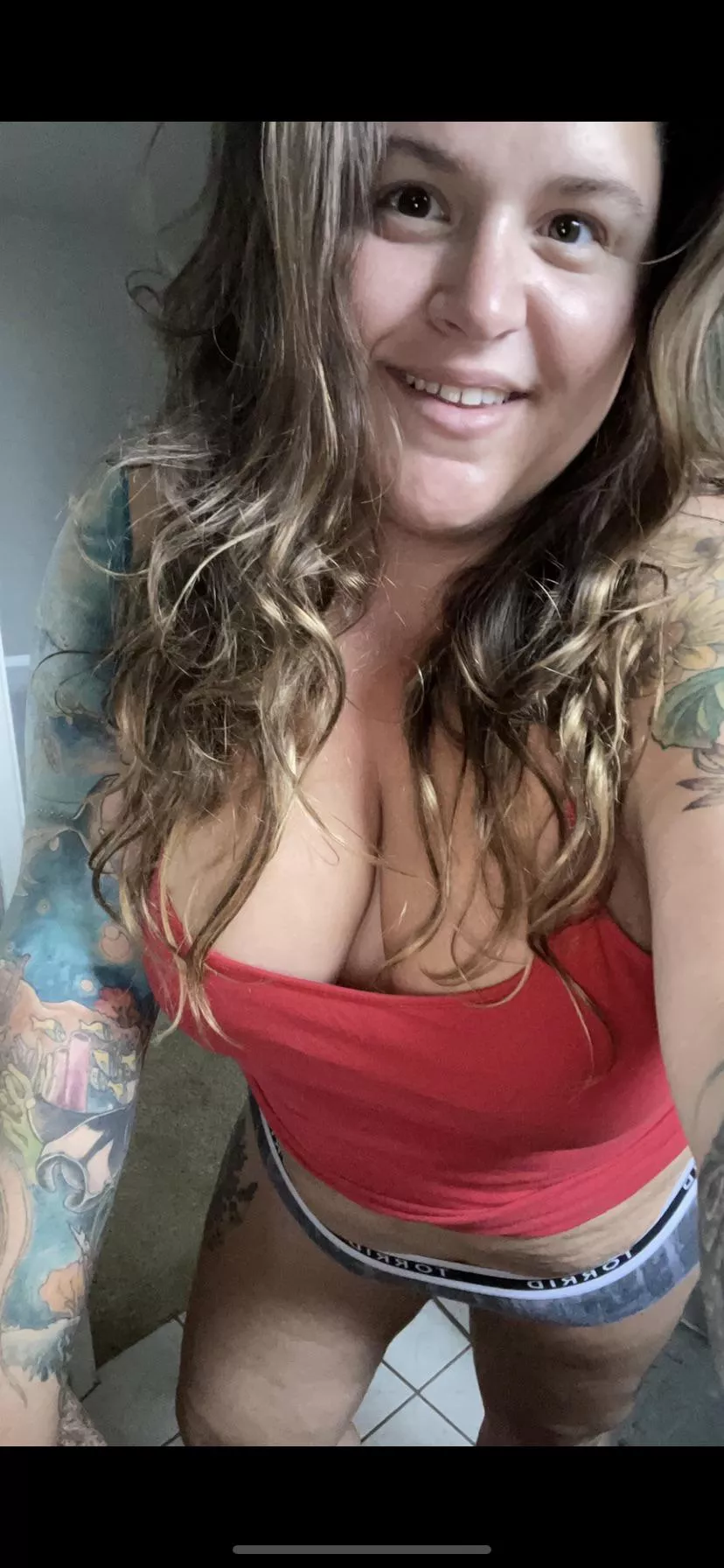 red hot bbw! posted by handful_heather420