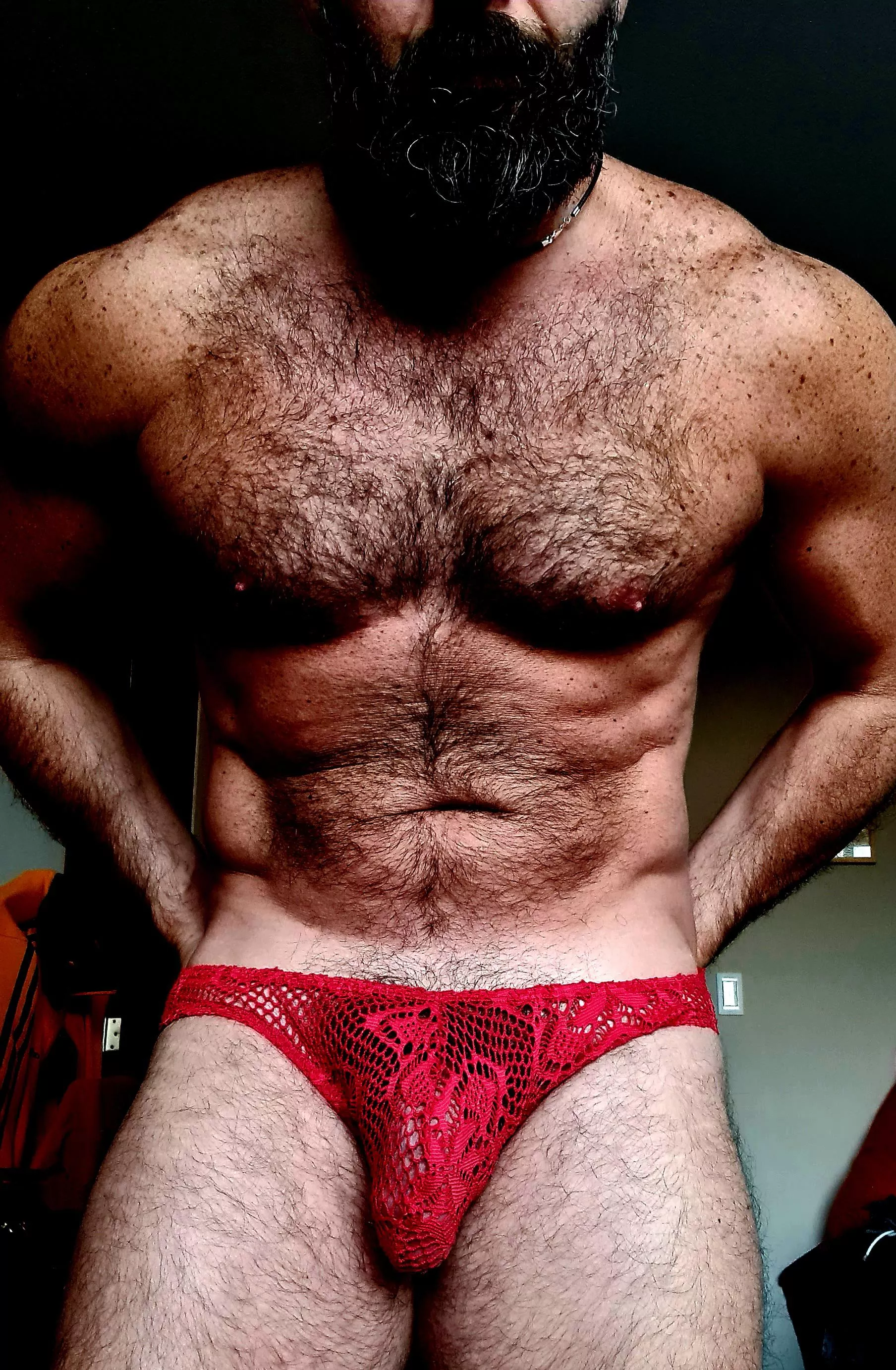 Red sheer posted by bearurso2077