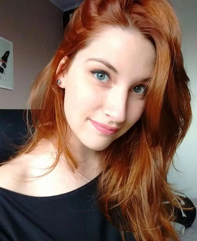 Redhead posted by NitrogenOxide65