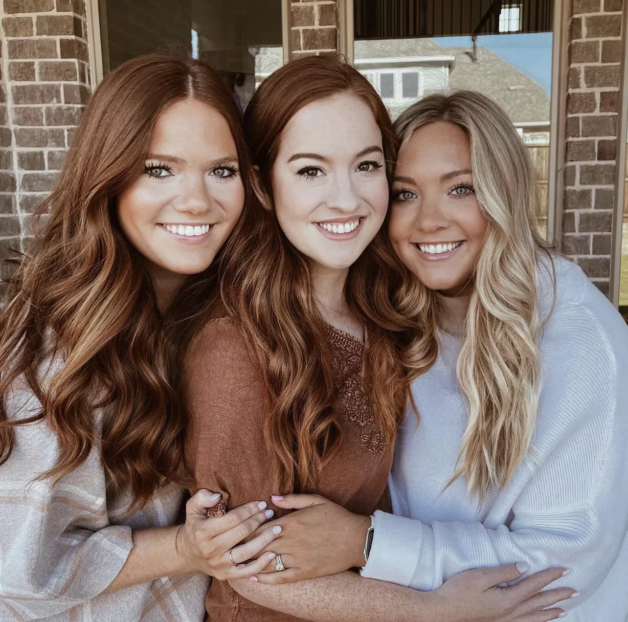 Redheads or blonde? posted by throwawaytugaccount1