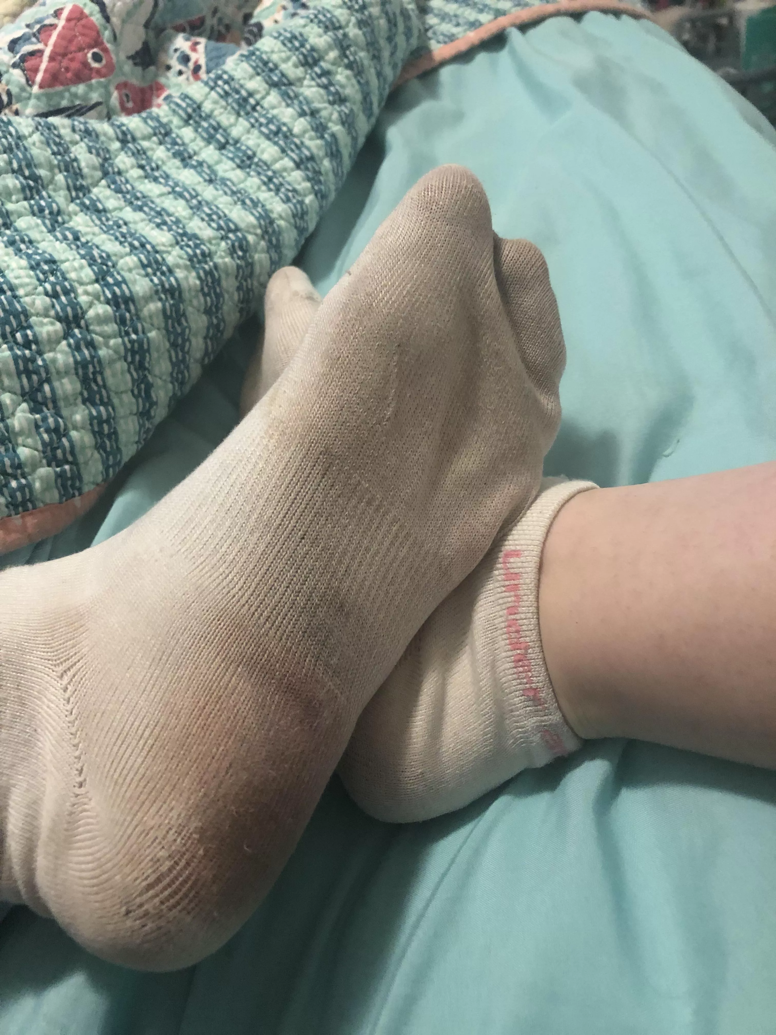 Remembering that time when I wore this pair of socks for 2 WHOLE WEEKS! 🥰 Want me to do the same for you? I promise you’ll love the results! 😊 PM me with any questions, I can’t say “Yes!” unless you ask!😘 posted by colette149