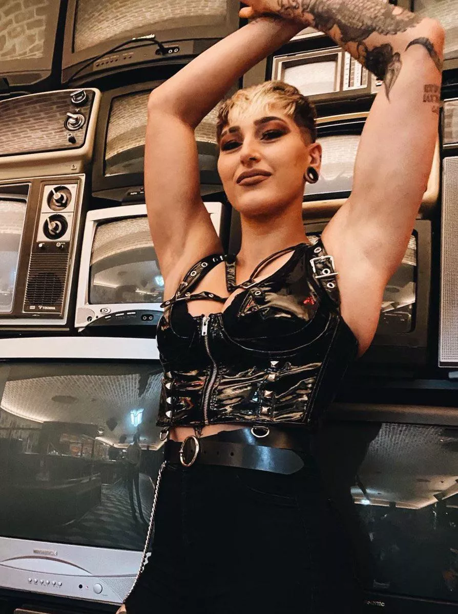 Rhea Ripley posted by xxtmoney619xx