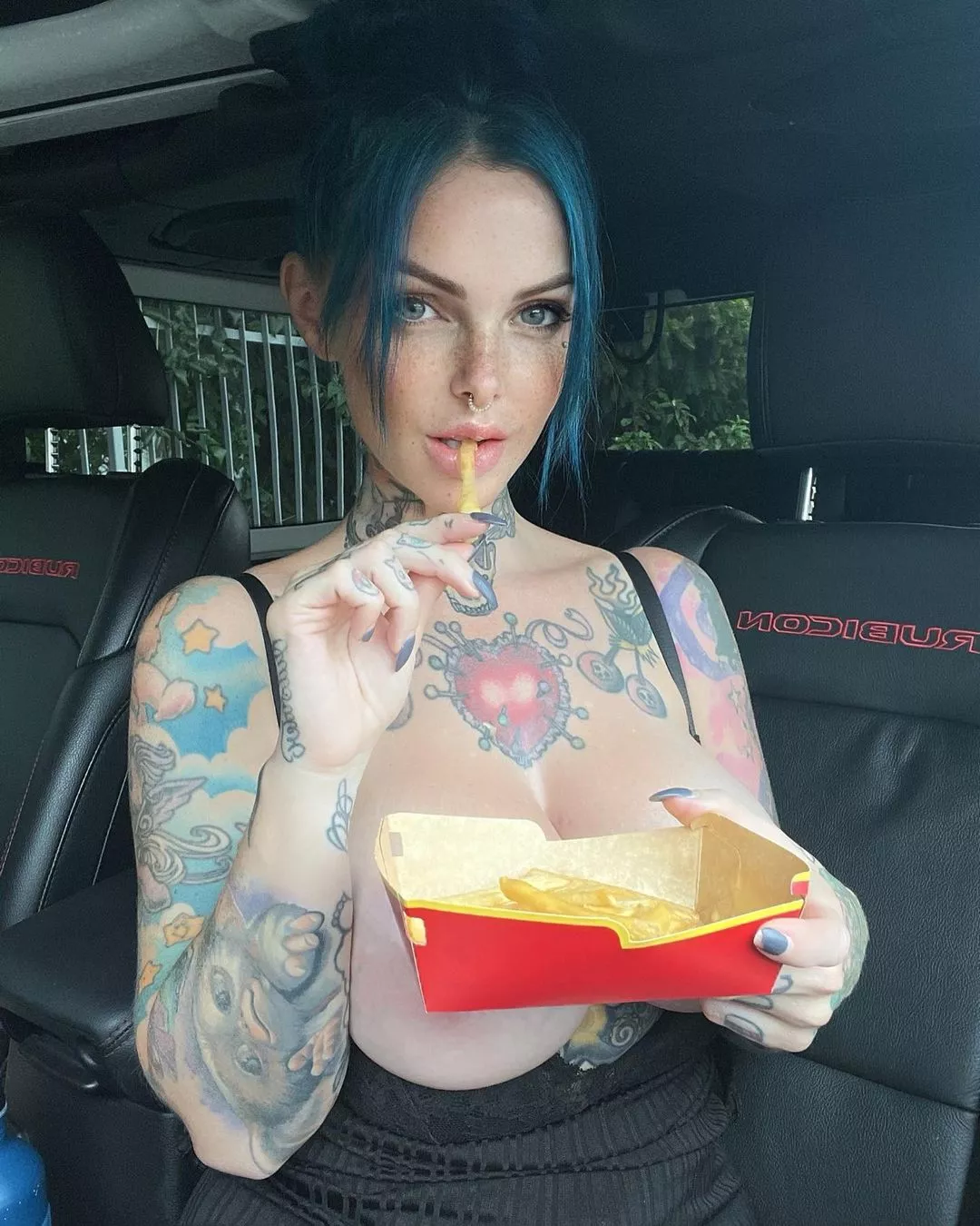 Riae posted by Billy_Lo