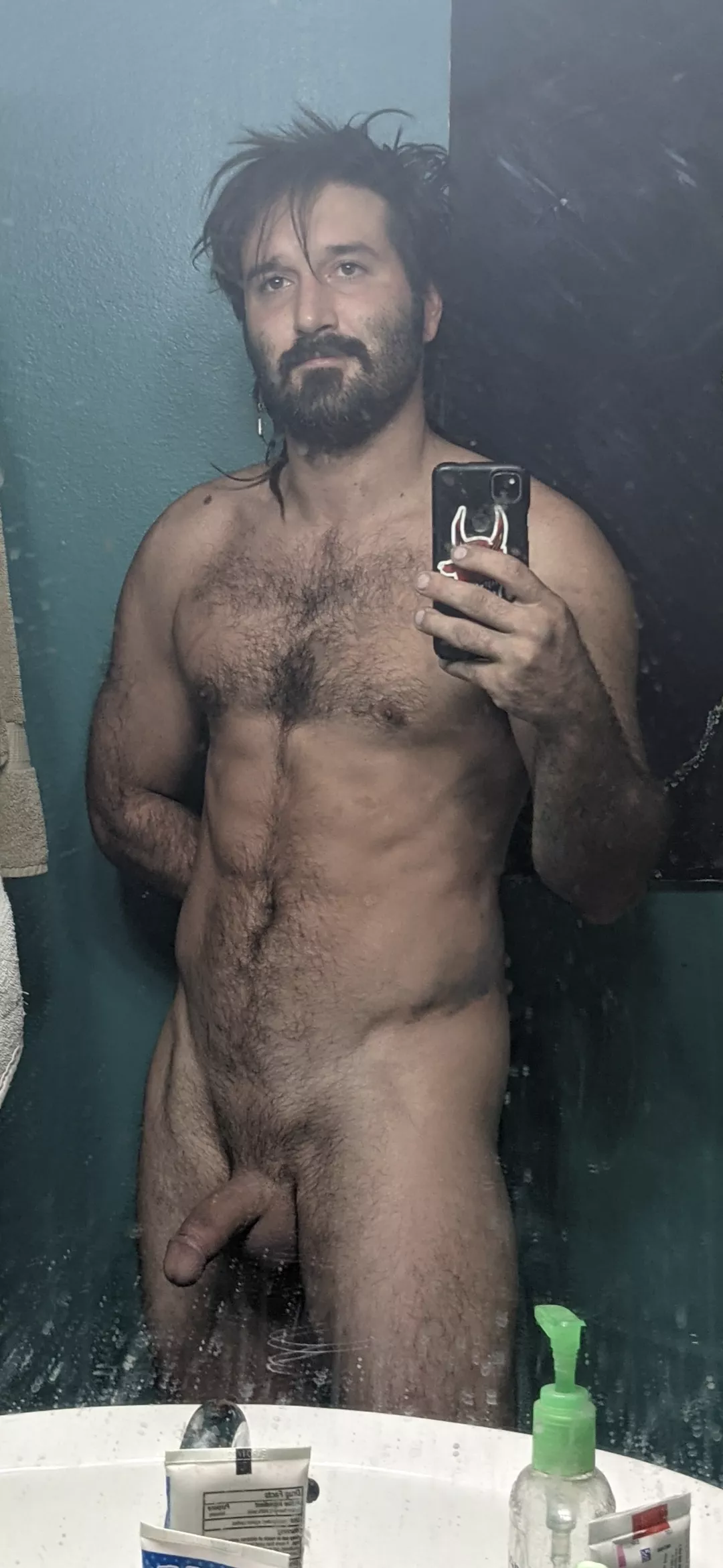 Right after that morning piss🚽 posted by GutterDaddy666