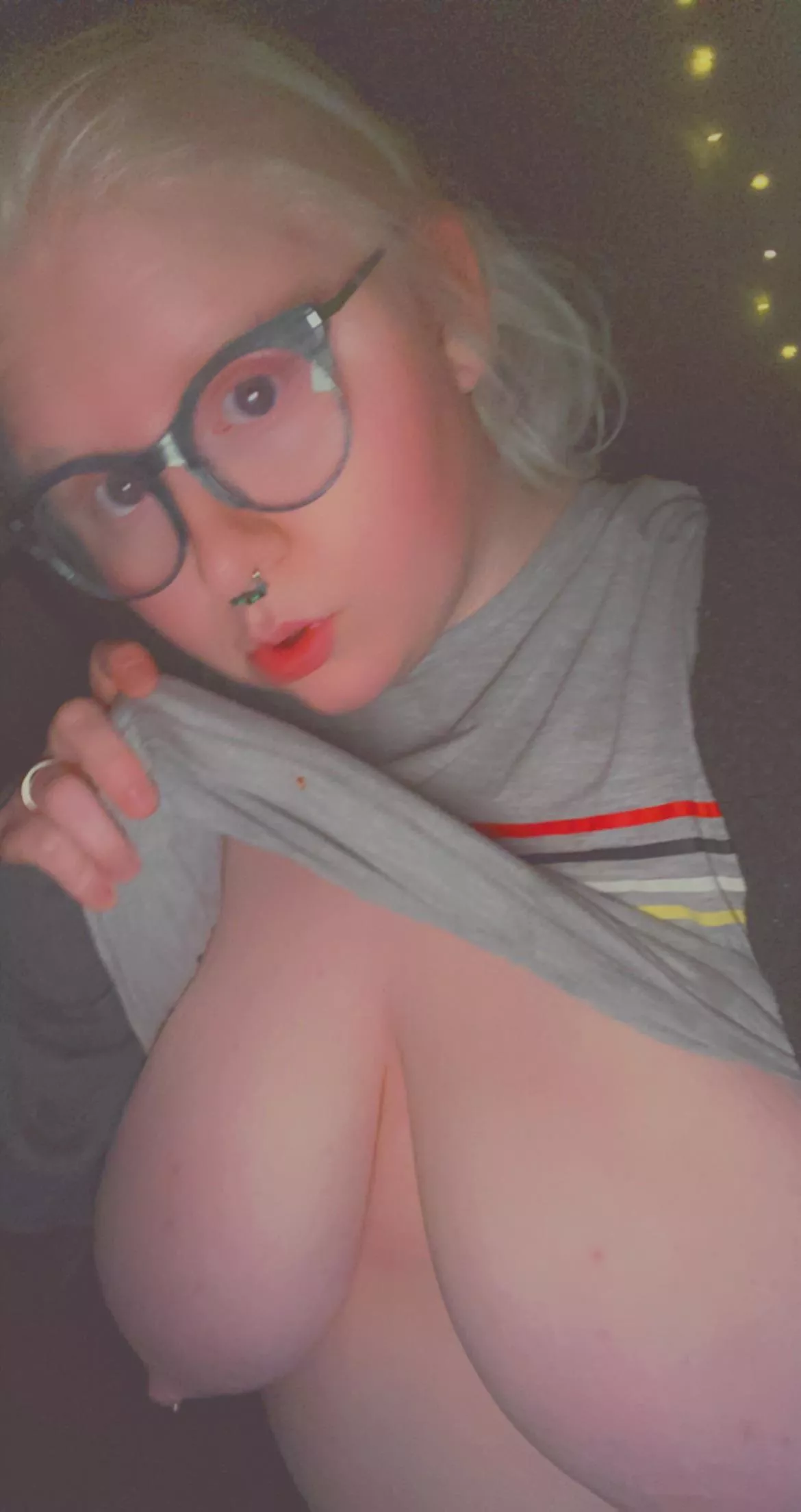 Rise and Shine. Itâ€™s Friday! â˜€ï¸ðŸ’– [F 26] posted by sweetnthicc