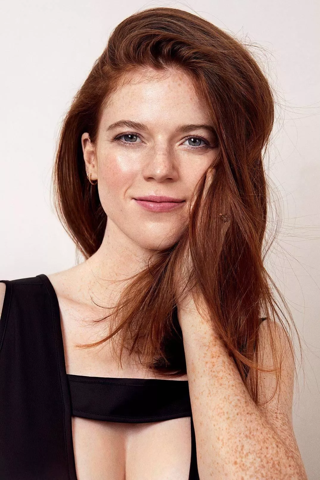 Rose Leslie posted by yunaX2