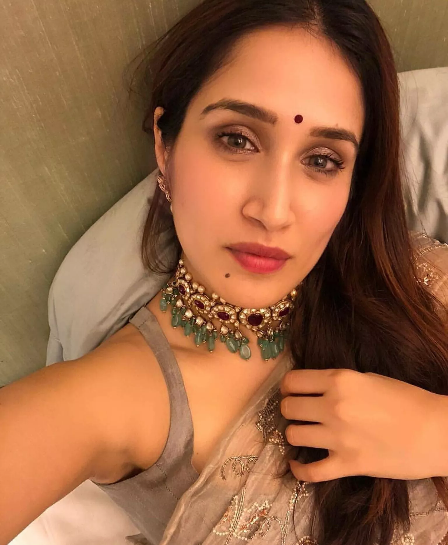 Sagarika Ghatge posted by DarkArmpitSmell