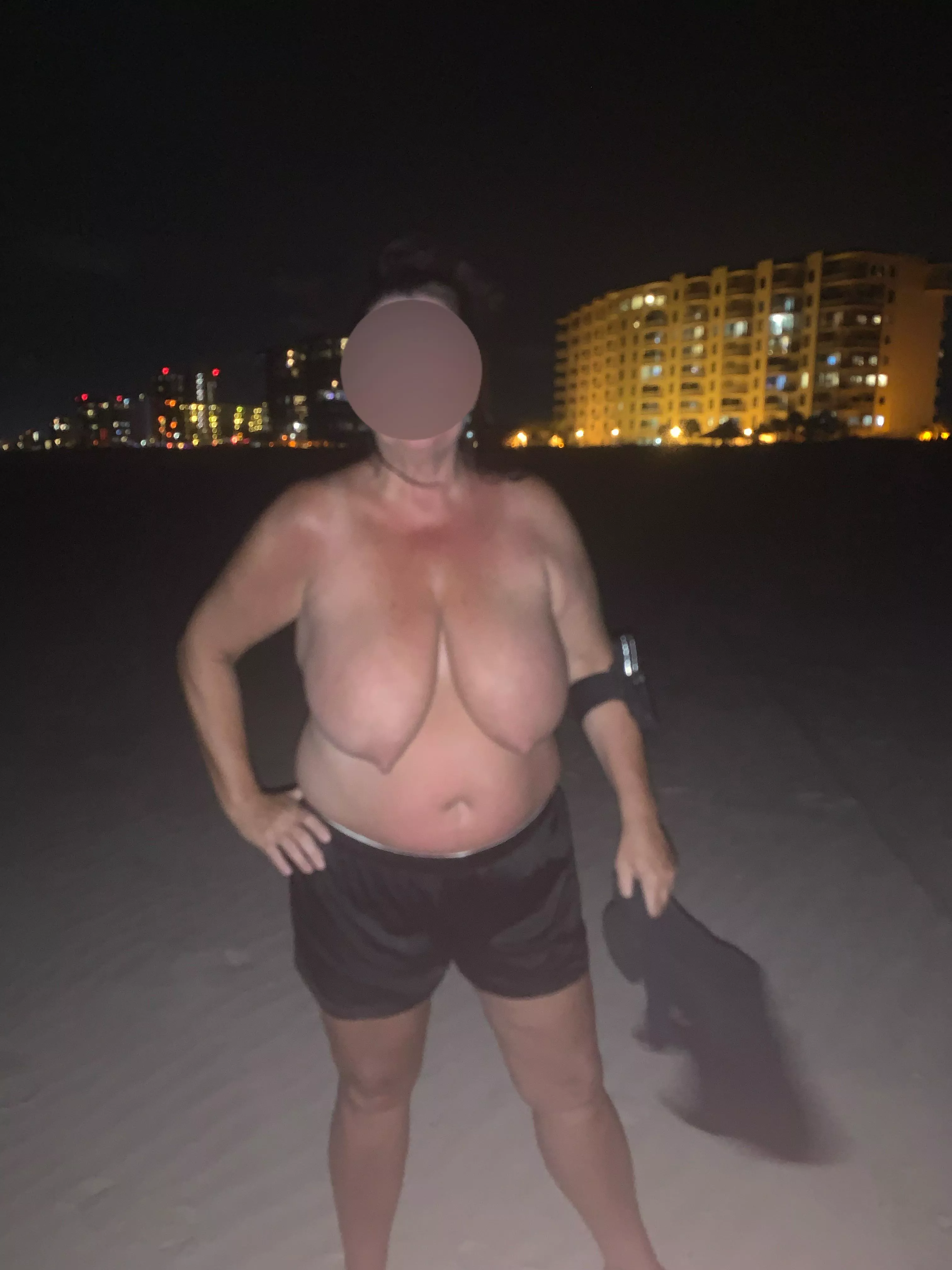 Saggars spotted on beach last night!! [F55] posted by GM52