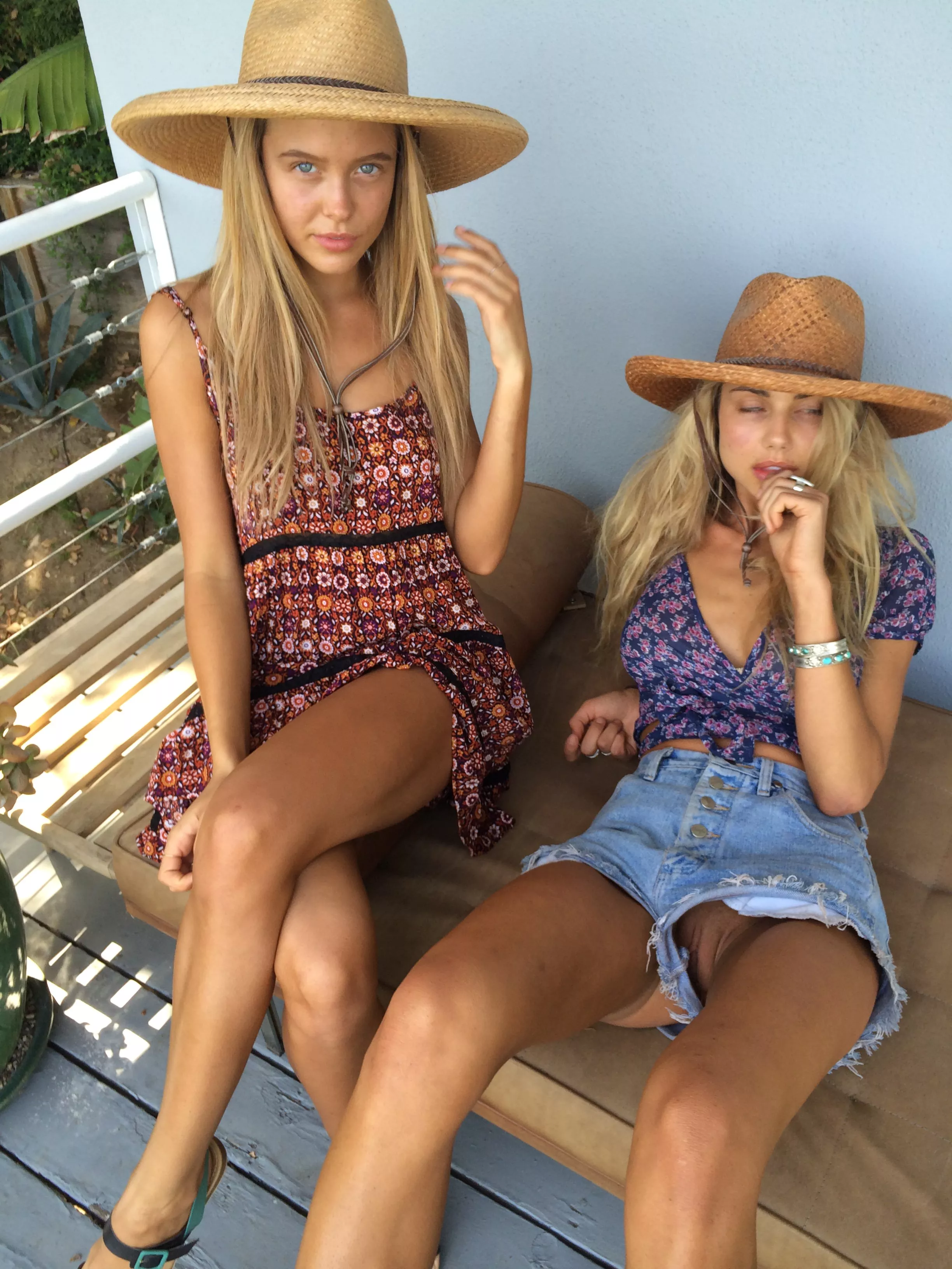 Sahara Ray posted by MostlySquirt