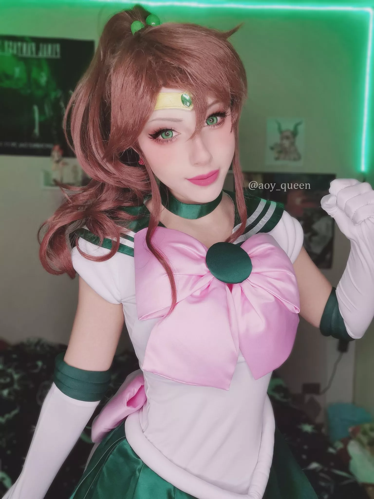 Sailor Jupiter by Aoy Queen posted by flavioj