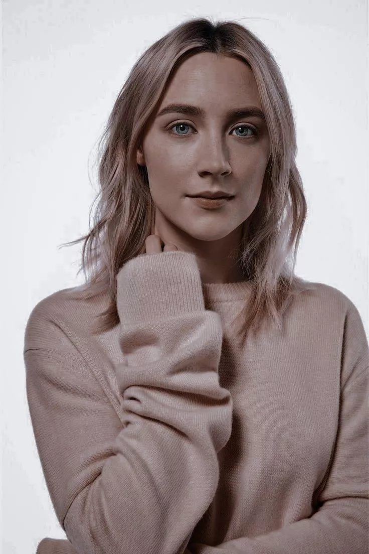 Saoirse Ronan is so pretty posted by CelebBBCAddict