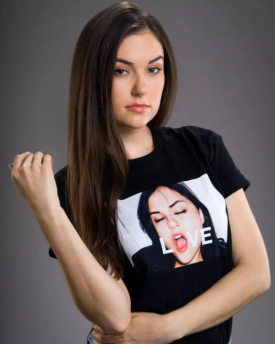 Sasha Grey posted by Grandvilleq