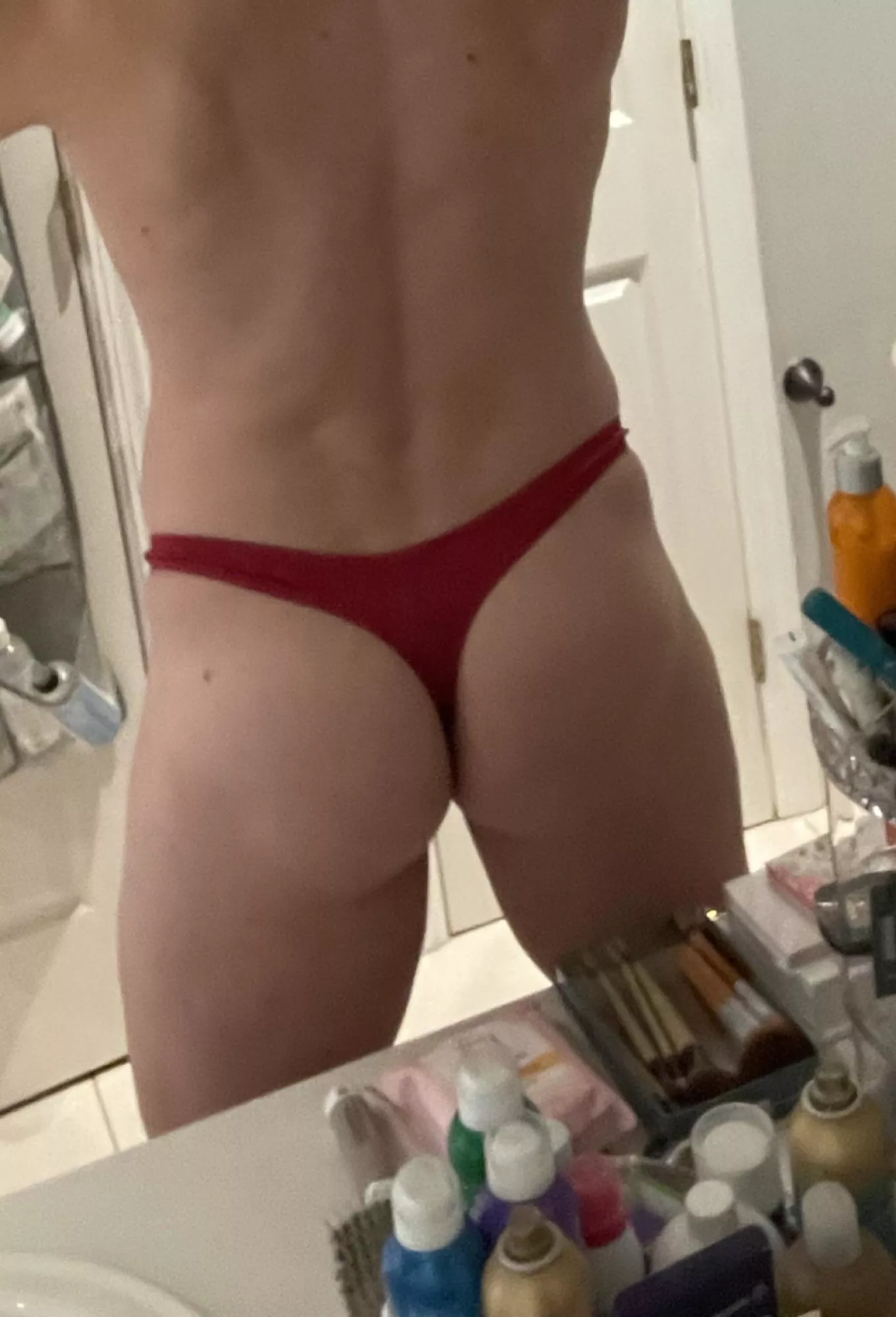 Satin thong booty posted by Fitprettyboy100