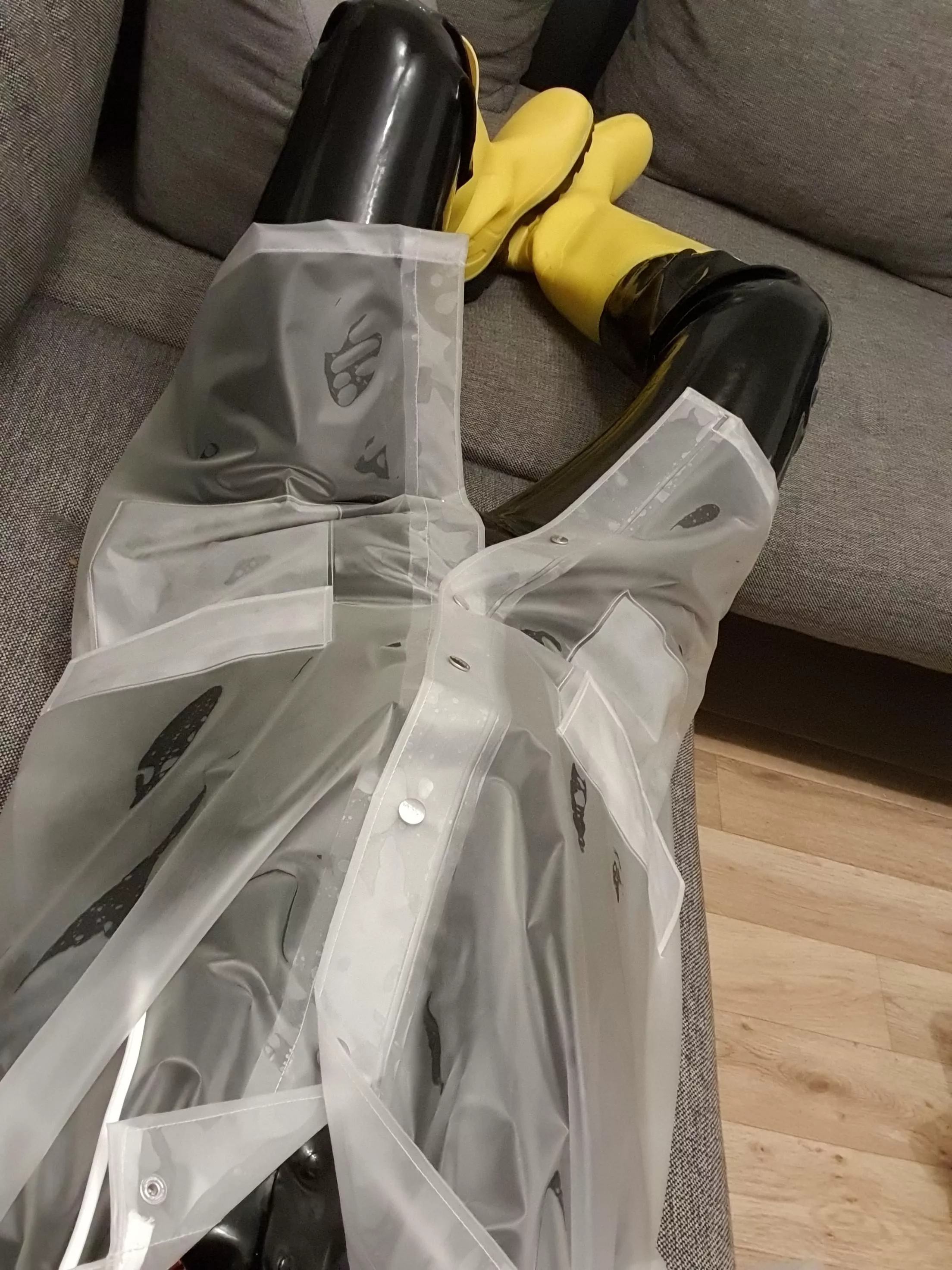 Saturday evening = fetish evening 😏 latex, rainwear und rubberboots 🖤 posted by rubberswitch