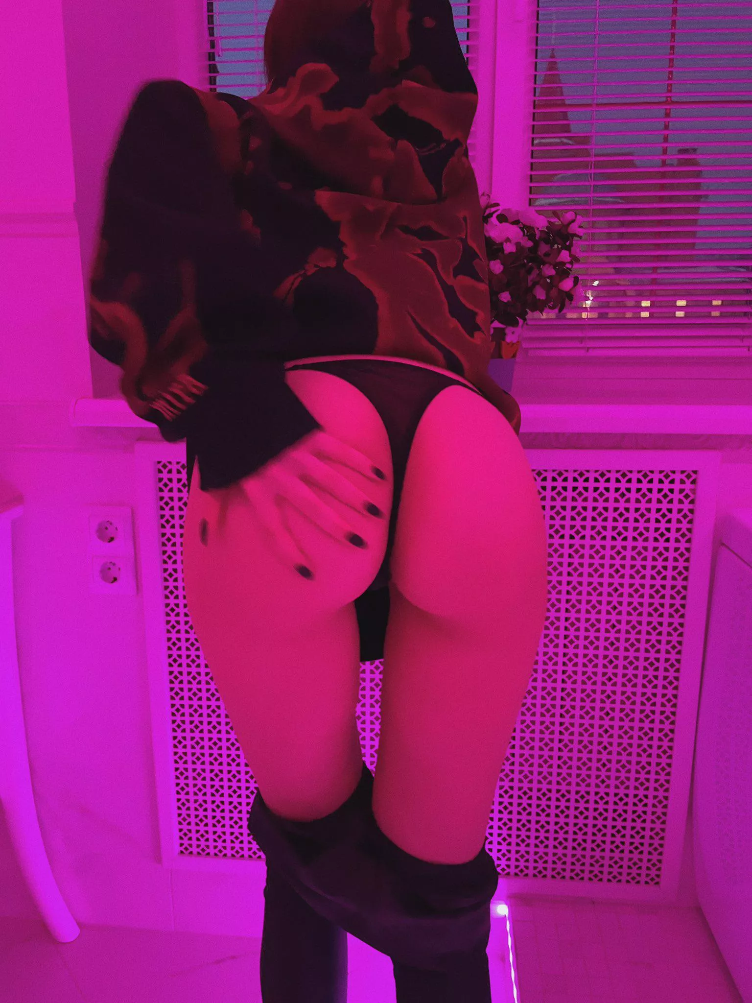 say hi to my ass posted by xmednisx