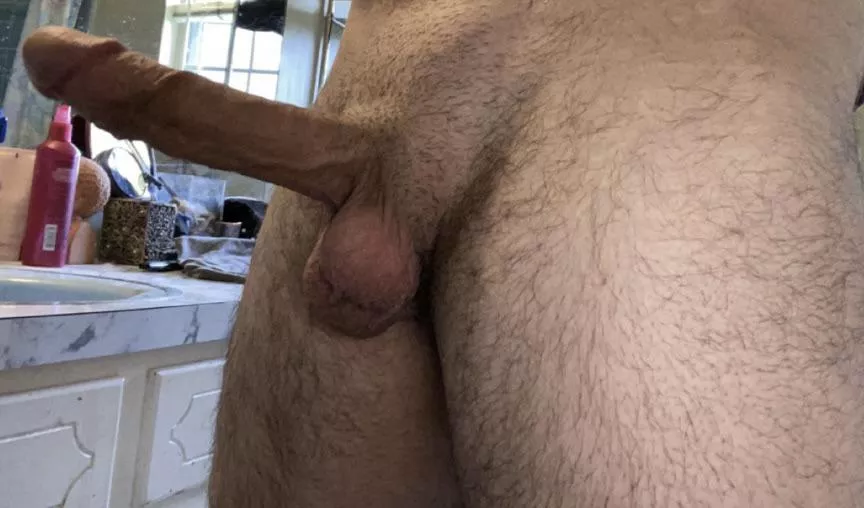 Scare the Sunday’s away with me? (M) (29) posted by IdealAsleep