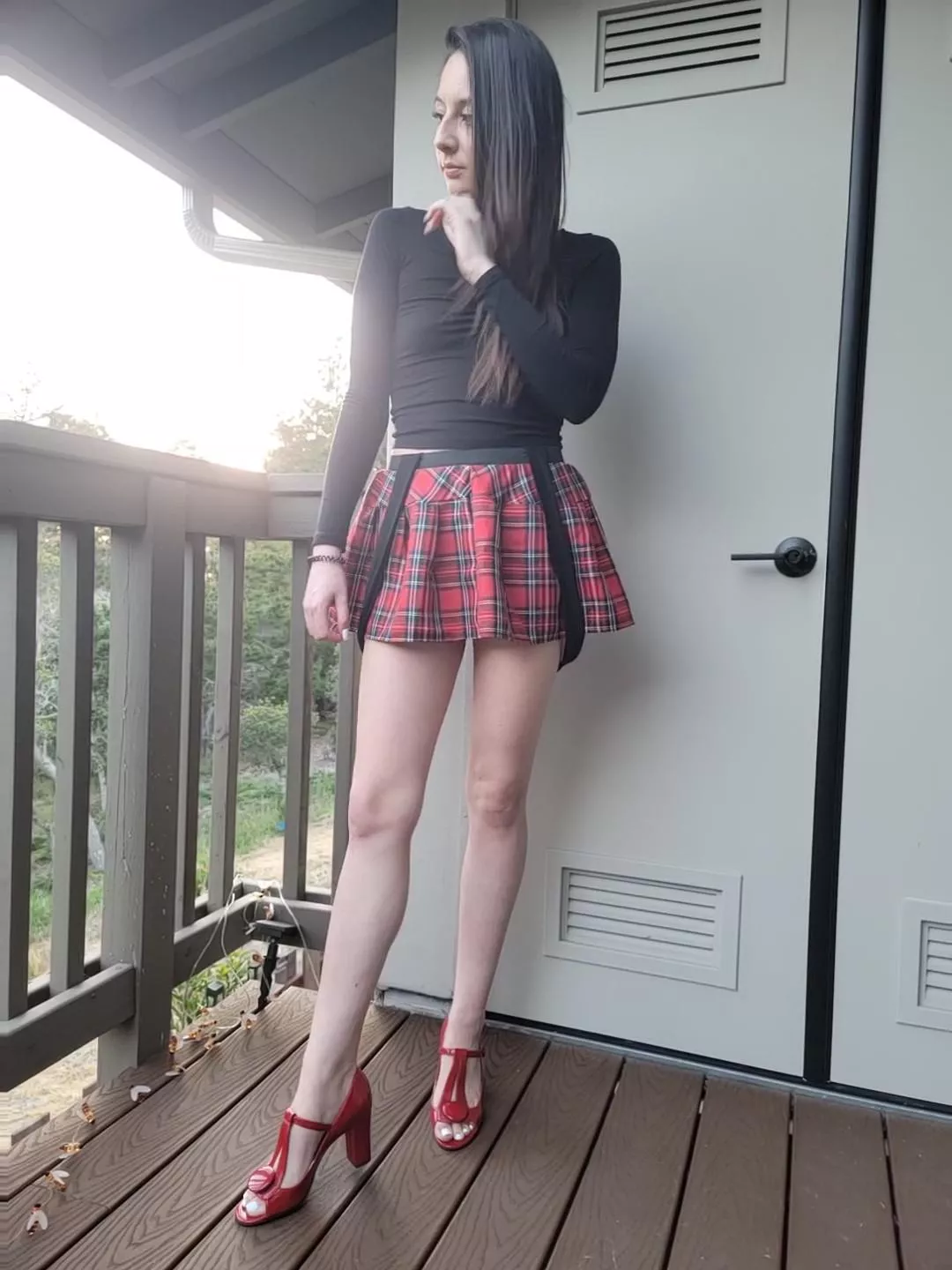 School girl legs for days posted by marilynroman05