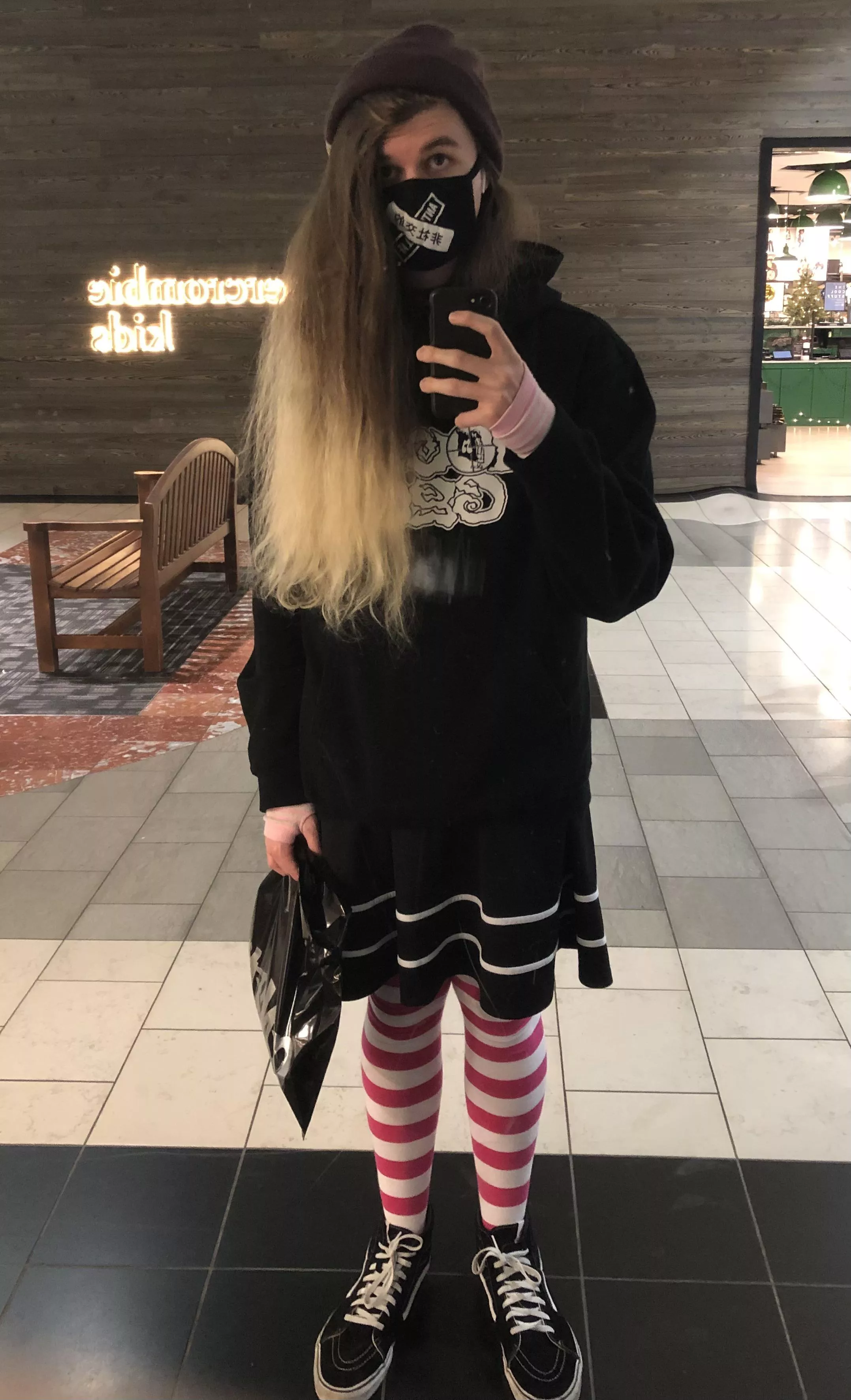 second time ever going out in public like this, i thought i looked cute but the clerk at spencers kept giving me weird looks. Do you think i look ok? 😖 posted by gwyndolin_loves_u