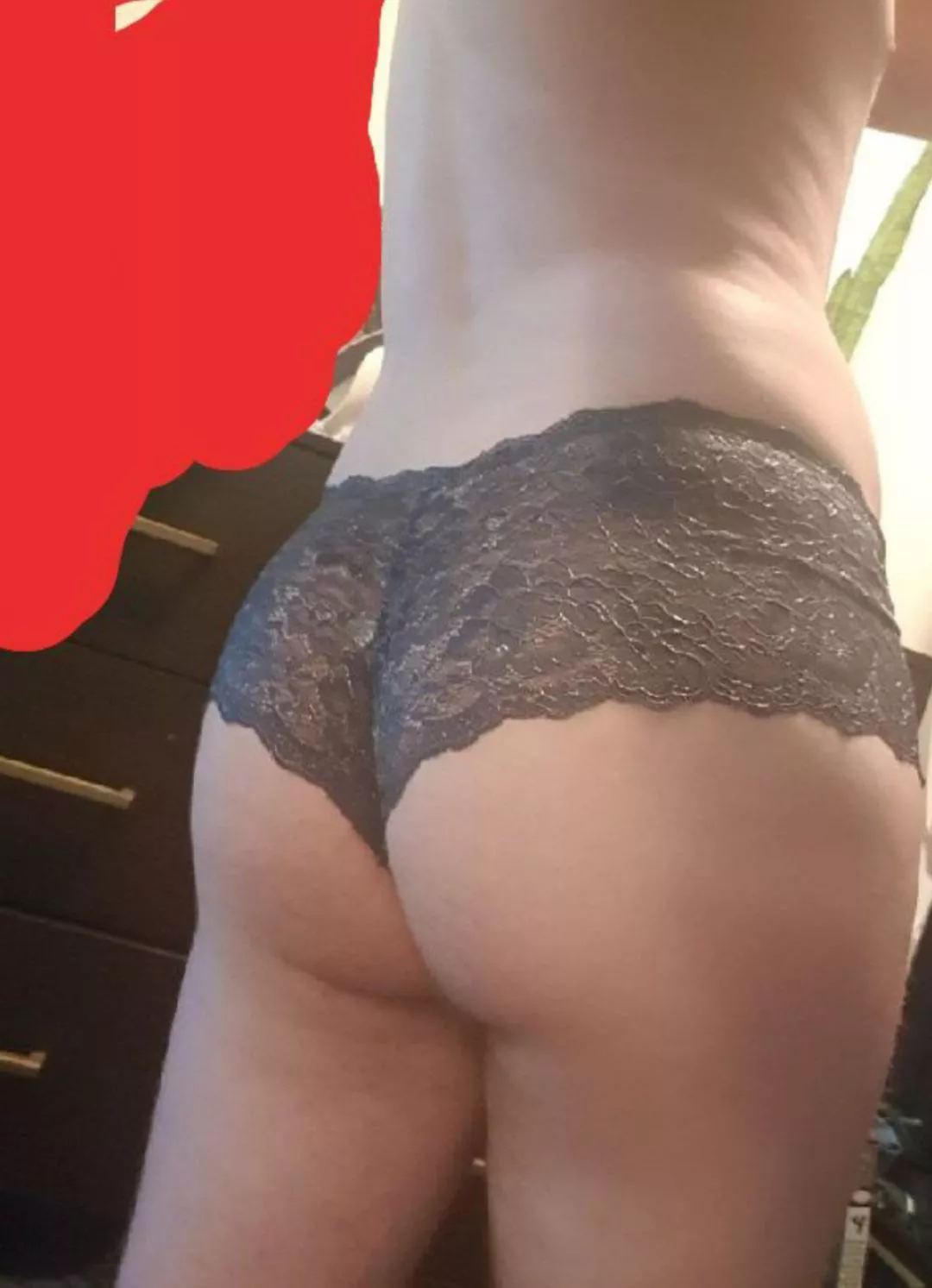 Seeing as my lost post got quite a bit of attention, here's another look... Nothing sexier than some lace ;) posted by Bicuriousfantasy24