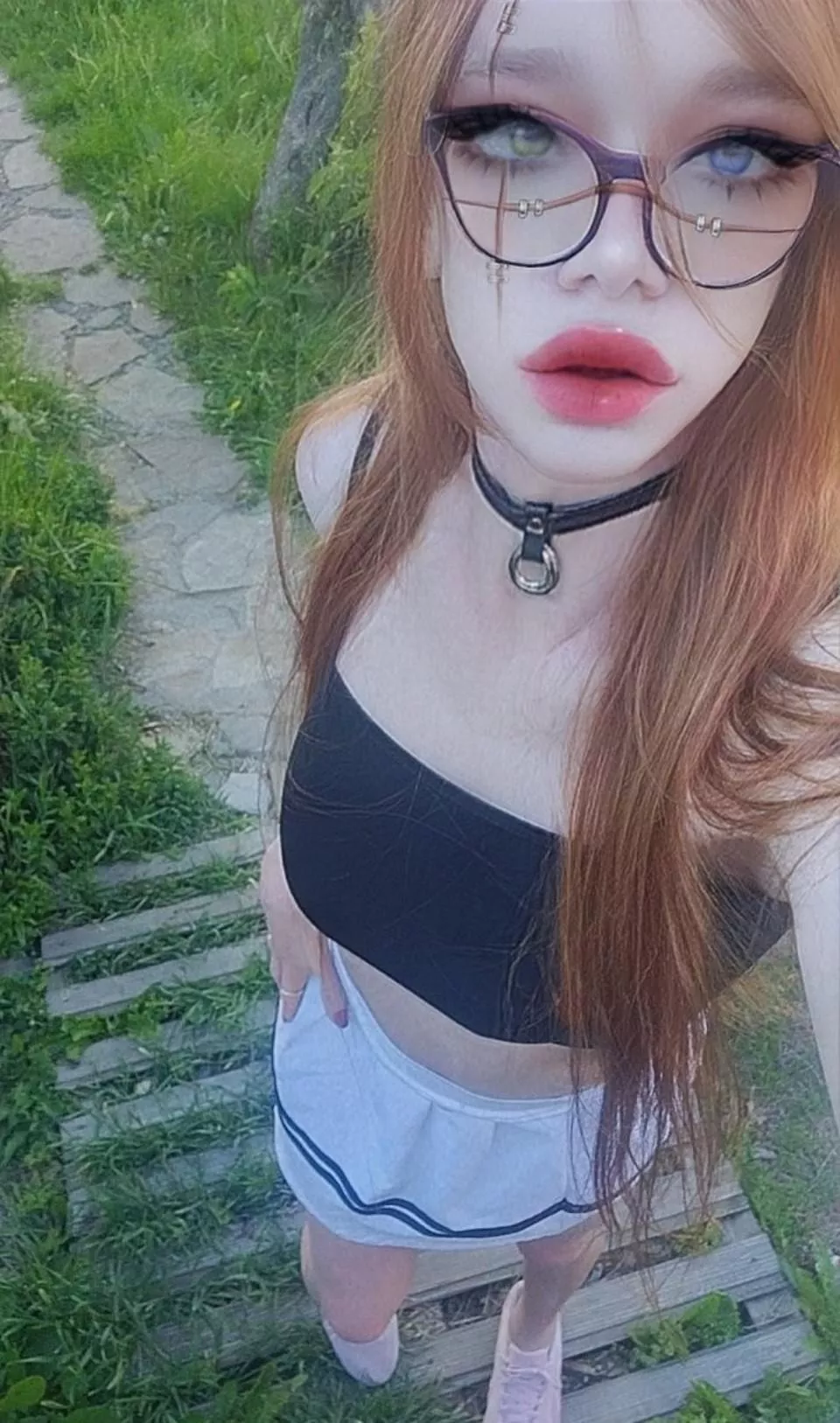 Sending love and kisses for you all 💞 posted by redheadtgirl