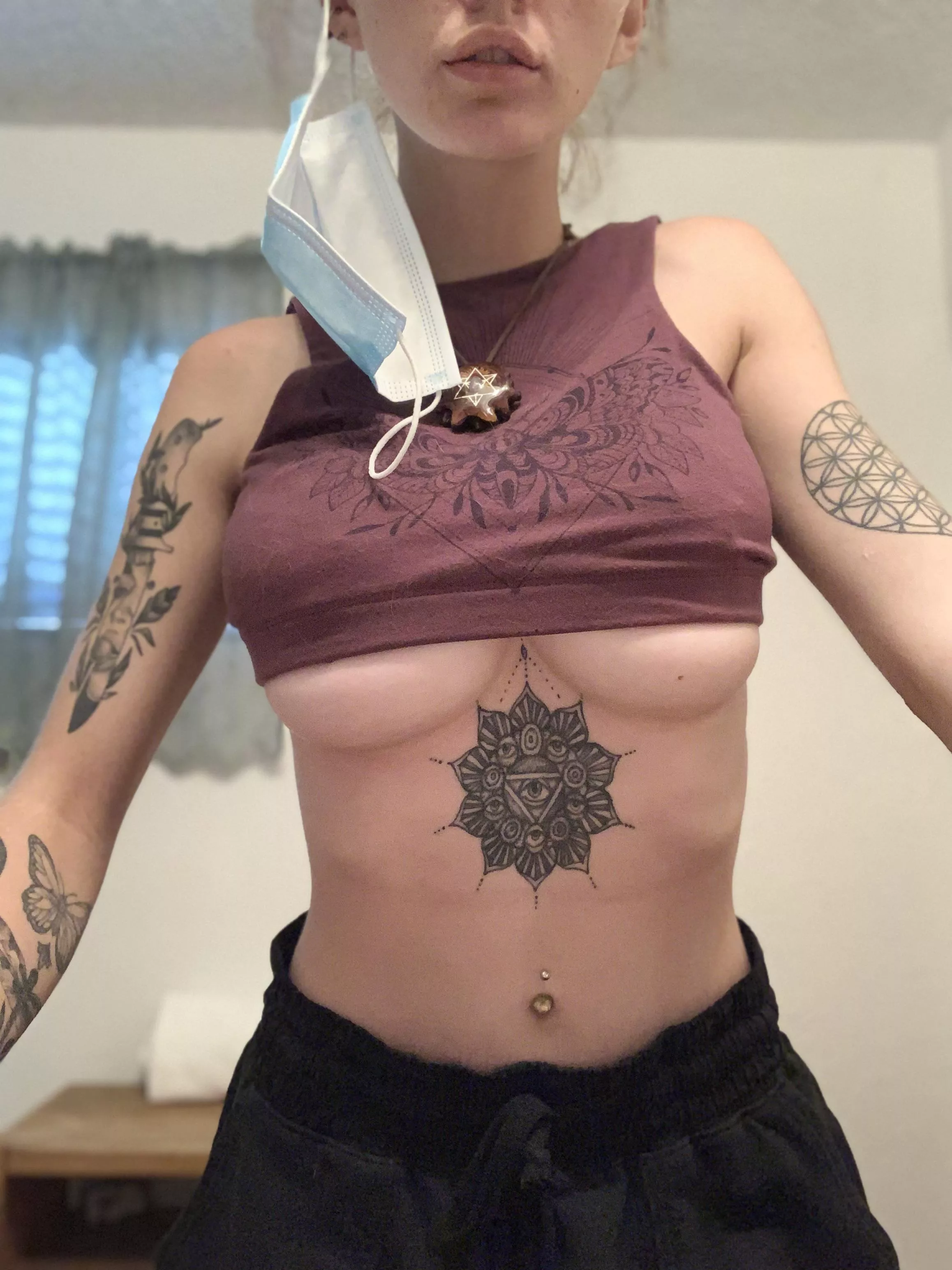 sending positive vibes from my underboob (: posted by ambientfairies