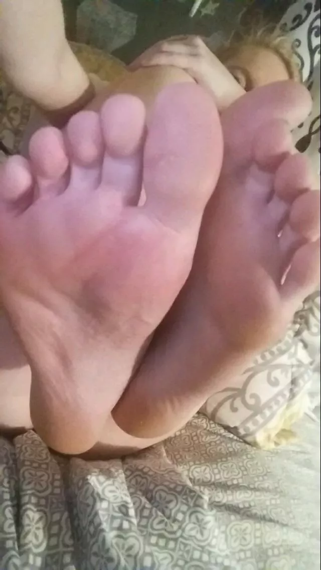 Sexy feet need sucking posted by ApprehensiveDare690