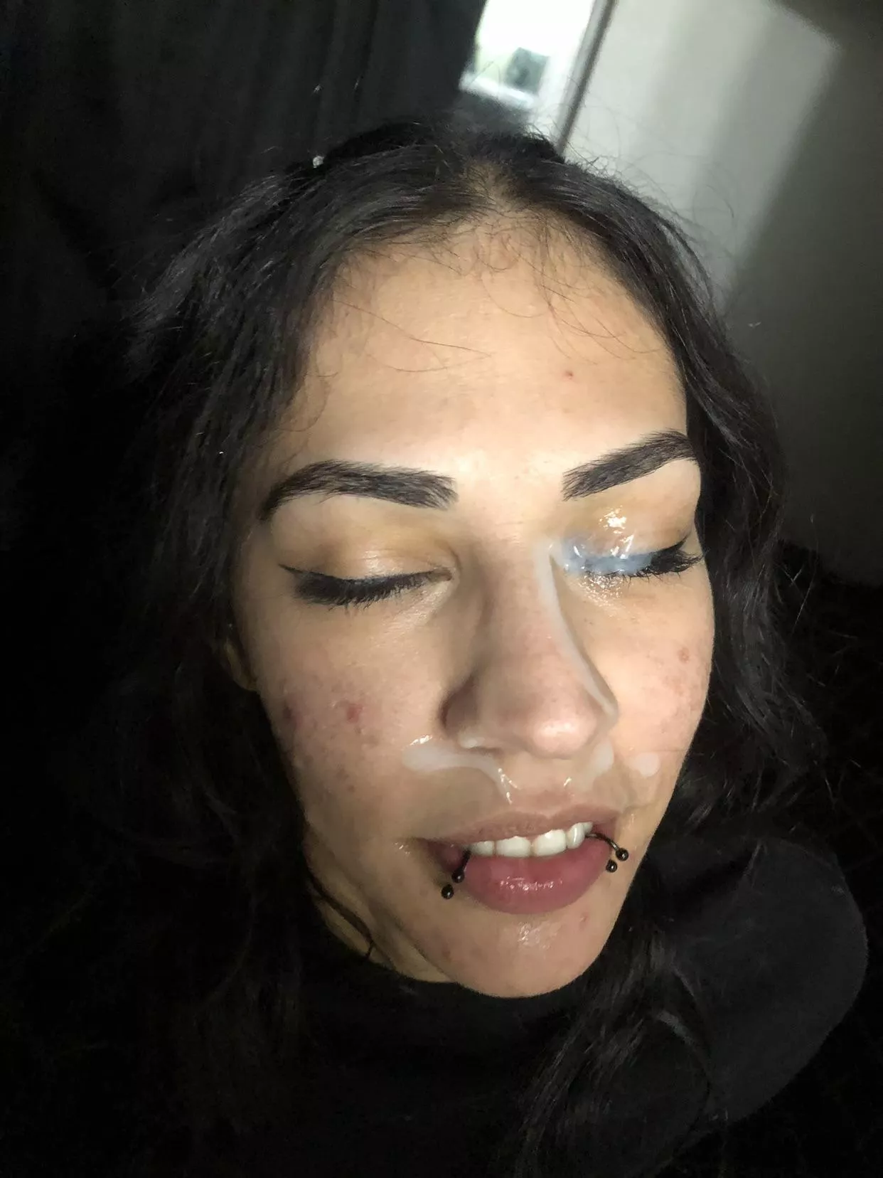 She loves my cum on her face posted by 22jerbo