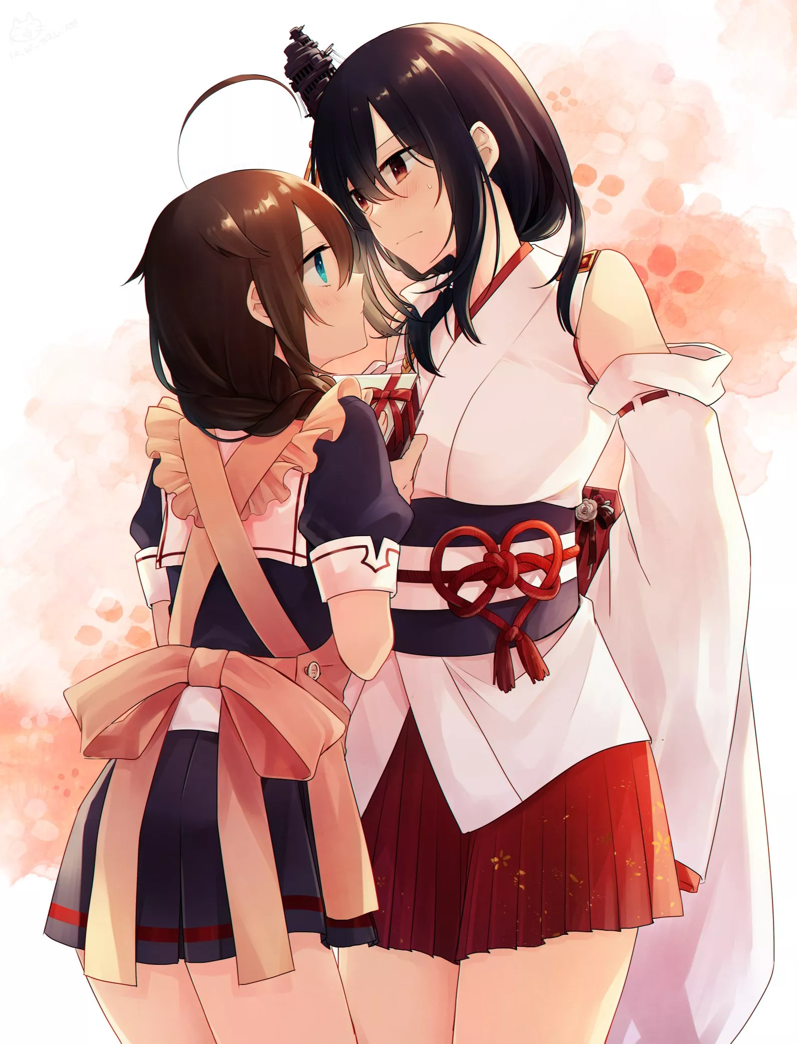 Shigure and Yamashiro exchanging gifts (Momoiro) [KanColle] posted by llamanatee