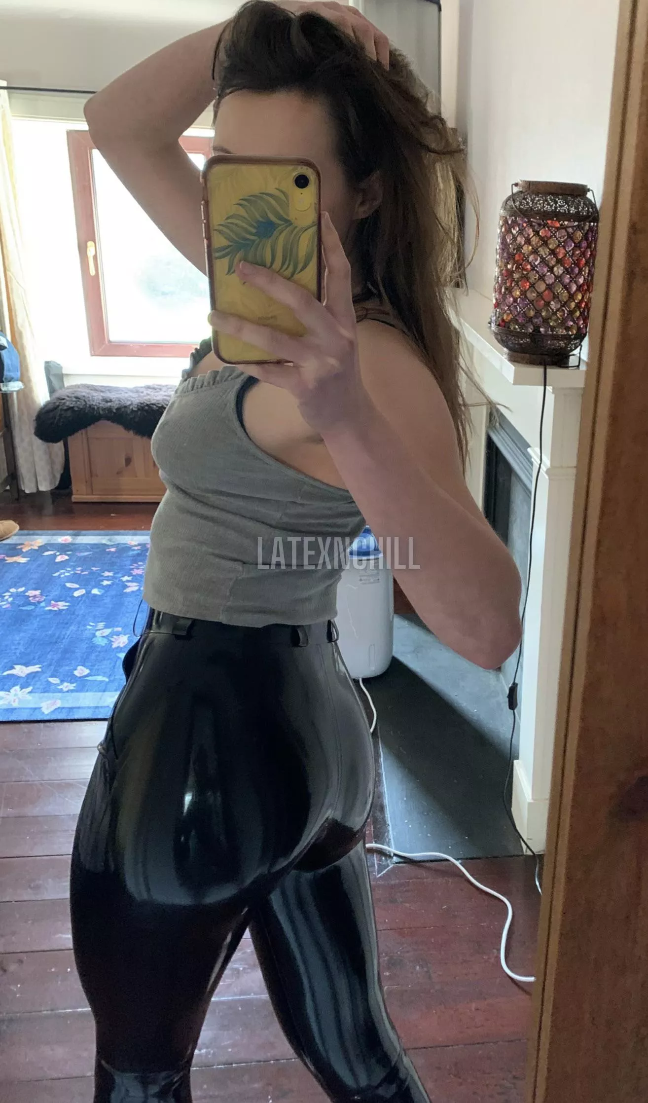 Shiny bum. posted by LATEXnCHILL