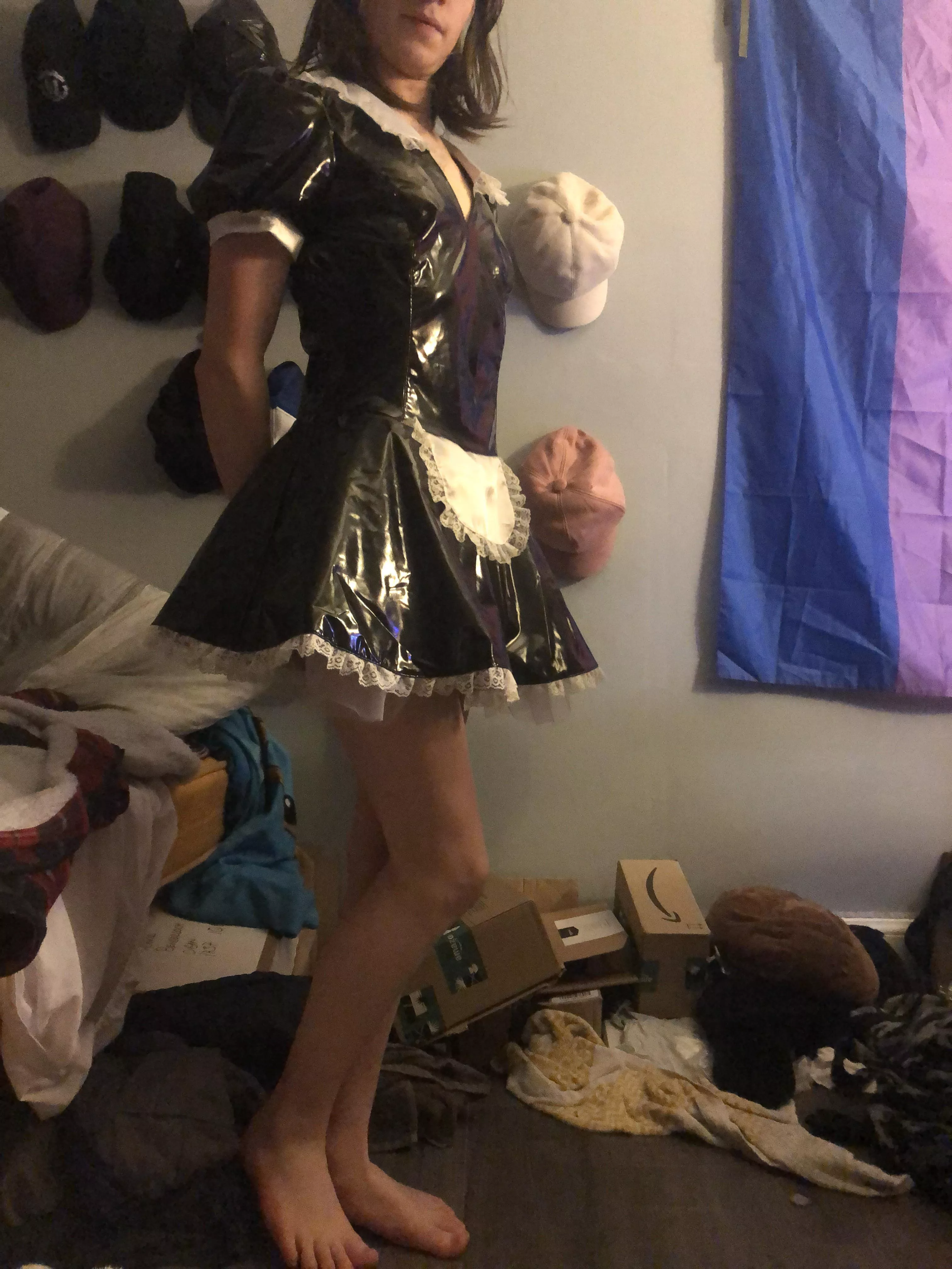 Shiny maid ready to serve you posted by ShinyFemboy621