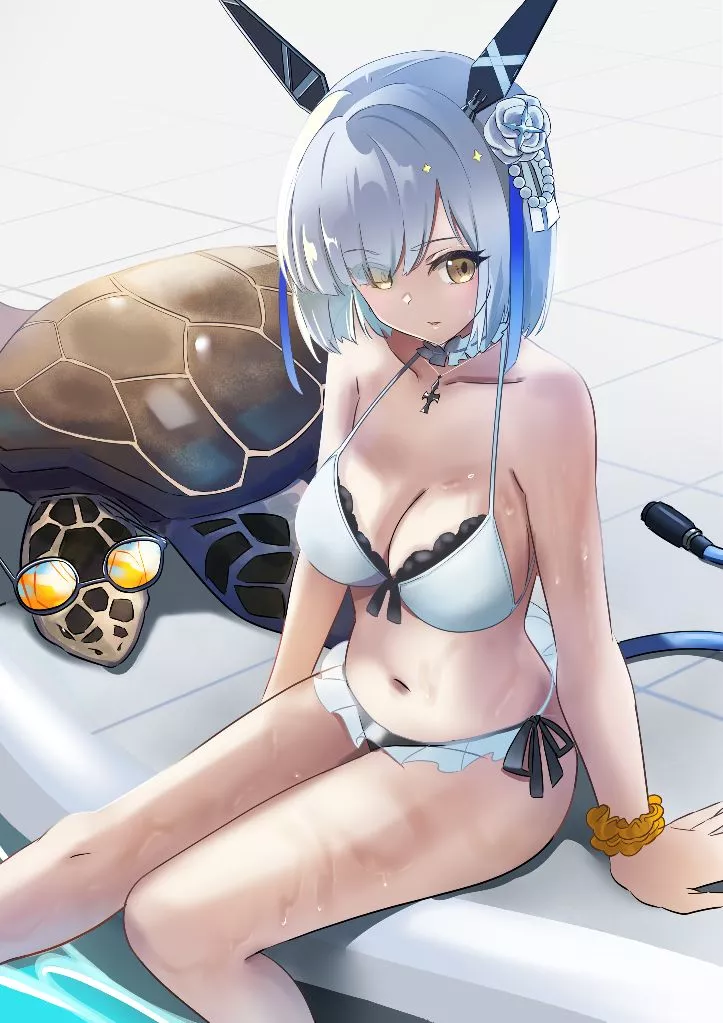 Shkikkan-sama... I didn't see you there... did you want to swim with me?~ðŸ’™ (MNF Gascogne, Azur Lane, Vichya Dominion Faction) posted by Ras_Elclare