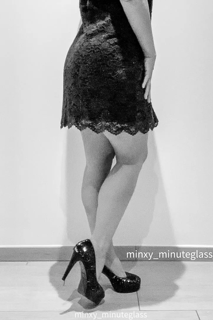 Shoes must have very high heels and platforms to put womenâ€™s beauty on a pedestal. Vivienne Westwood [f] posted by minxy-minuteglass