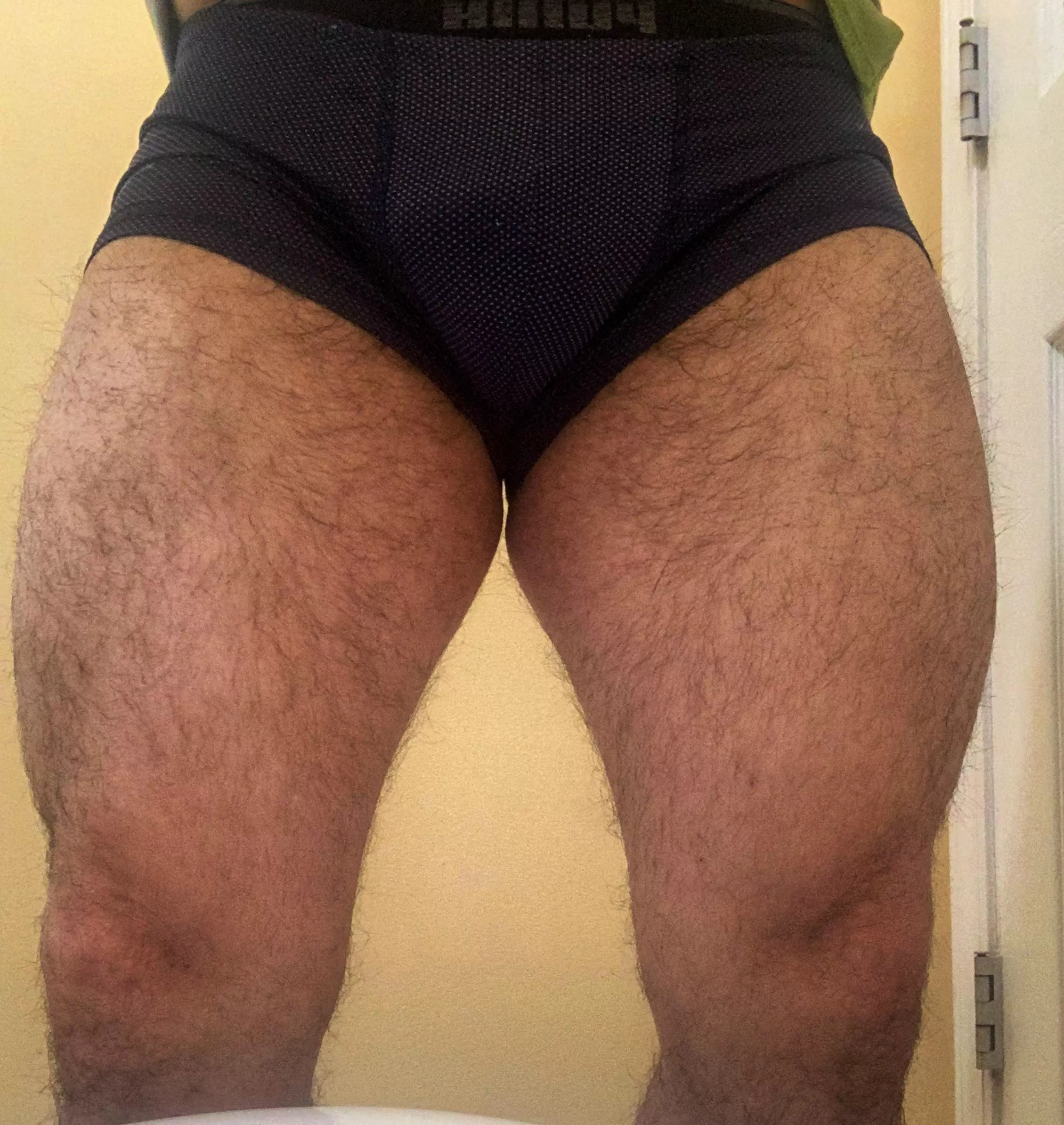 Short Cub Thighs posted by Showingbits69